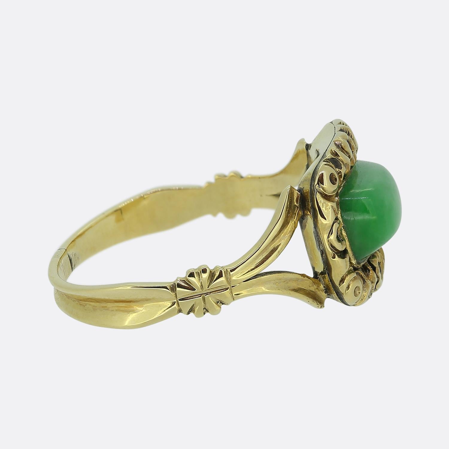 Vintage Cabochon Jade Ring im Zustand „Gut“ im Angebot in London, GB