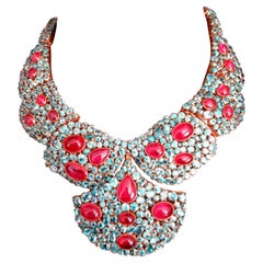Statement-Halskette aus Sterlingsilber mit Cabochon-Rubin und blauem Topas