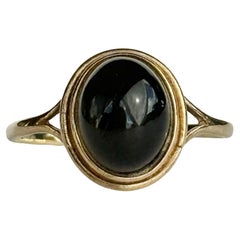 Vintage Cabochon Stone and 9 Carat Gold Ring