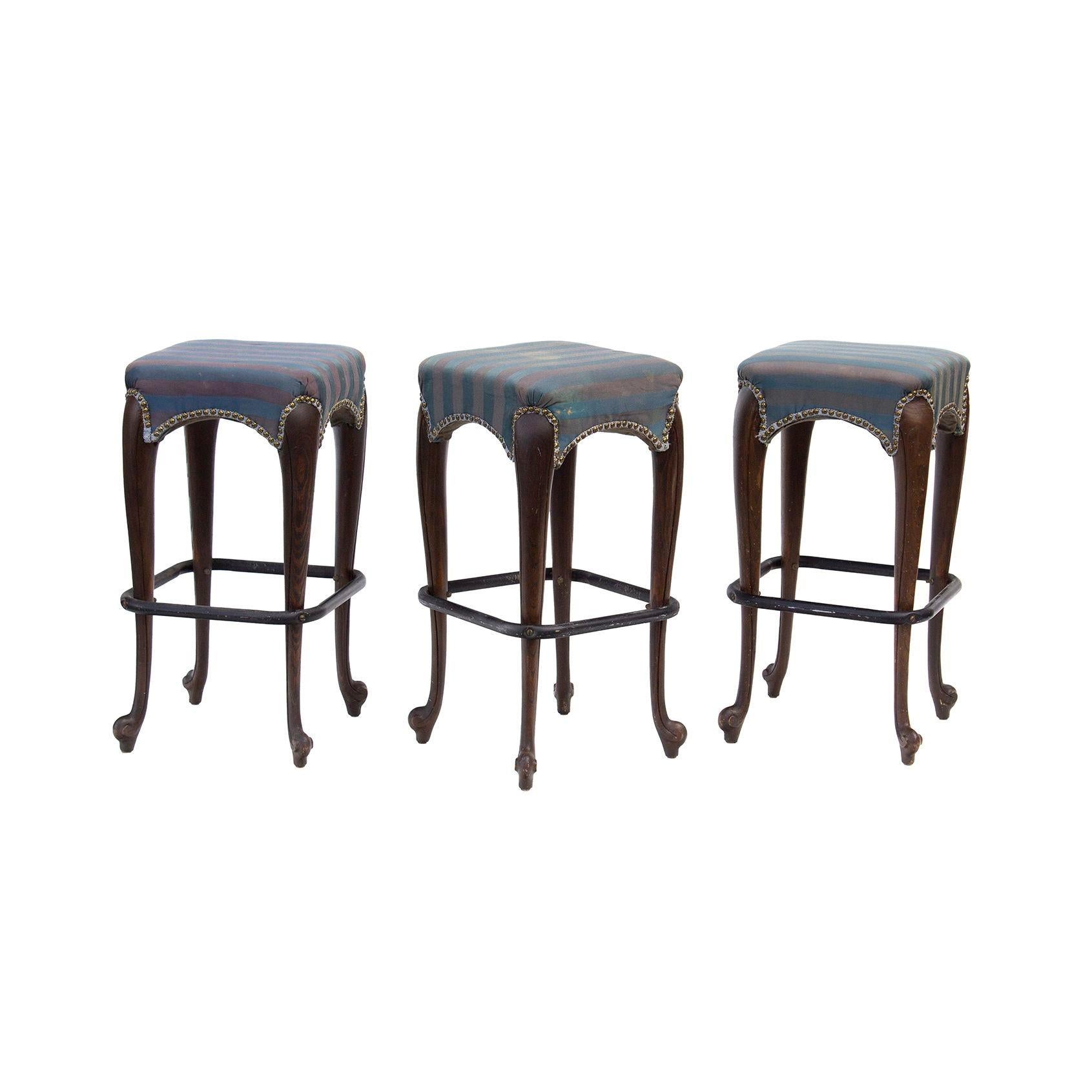 American Vintage Cabriole Leg Bar Height Barstools, S/3 For Sale