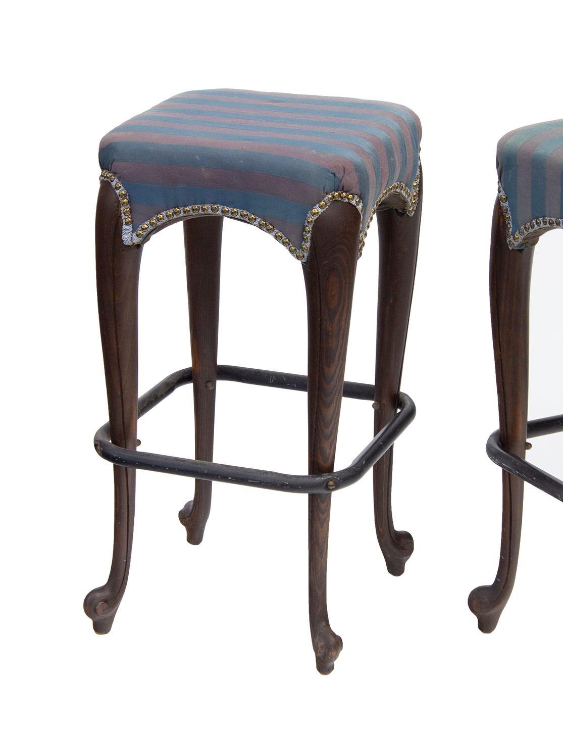 Late 20th Century Vintage Cabriole Leg Bar Height Barstools, S/3 For Sale