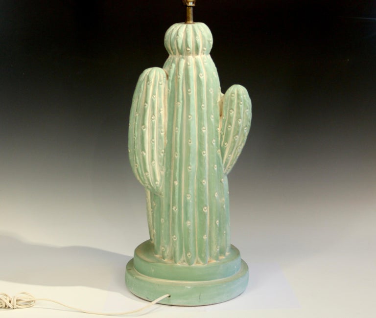 Lampe Cactus vintage en plâtre - Sculpture d'art populaire sud-ouest -  Large En vente sur 1stDibs