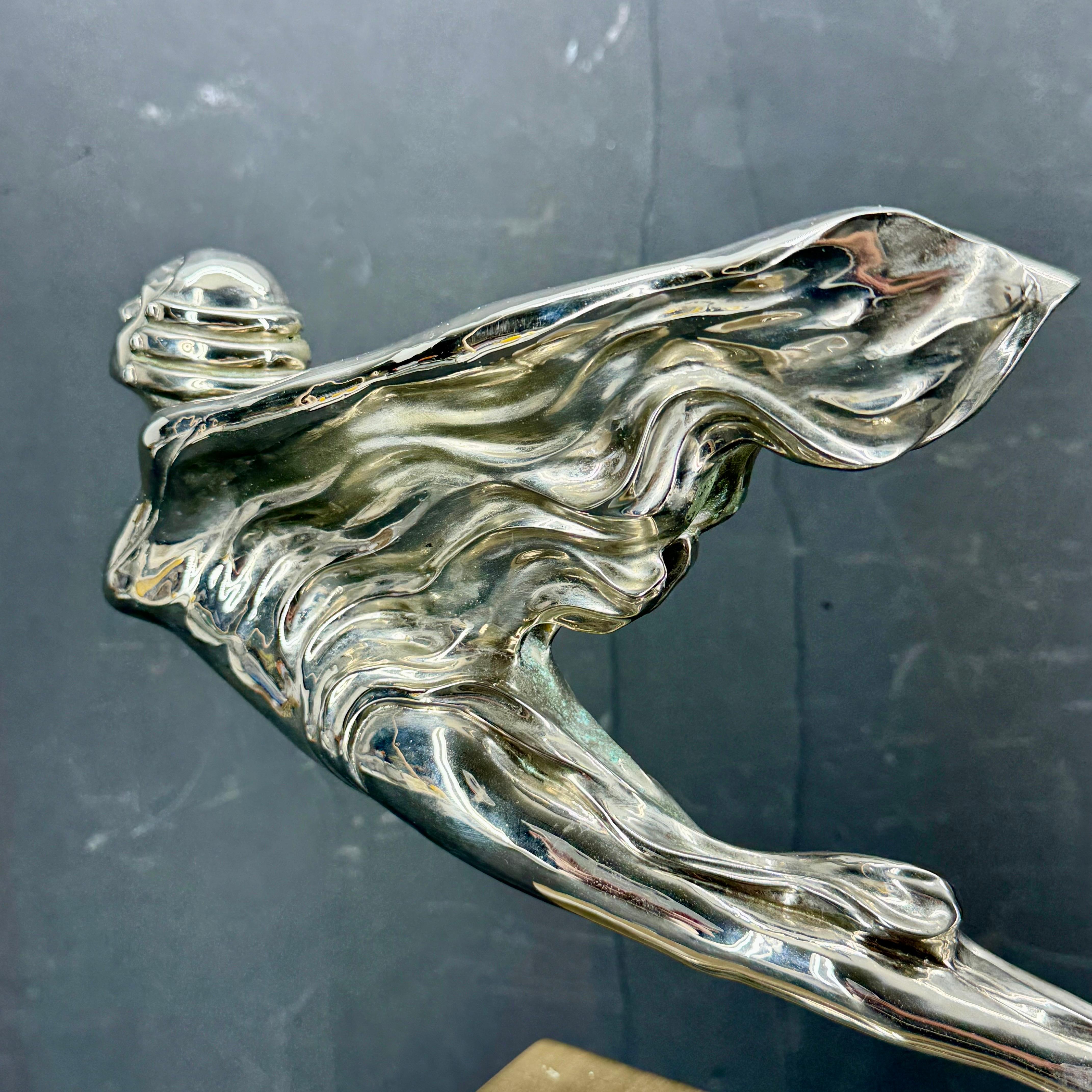 Ornamento Cadillac Hood d'epoca con statua di dea su base in vendita 2