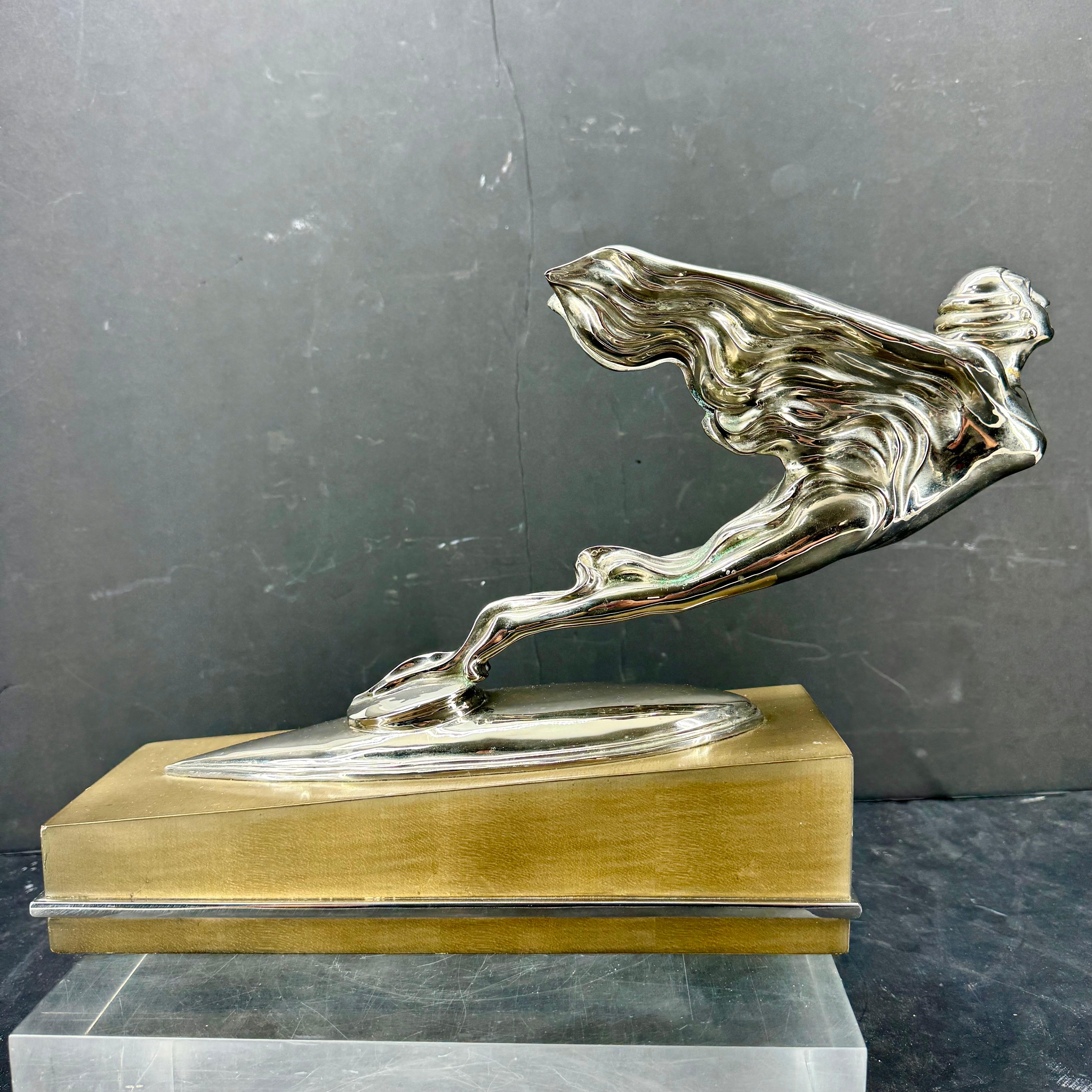 Ornamento Cadillac Hood d'epoca con statua di dea su base in vendita 3