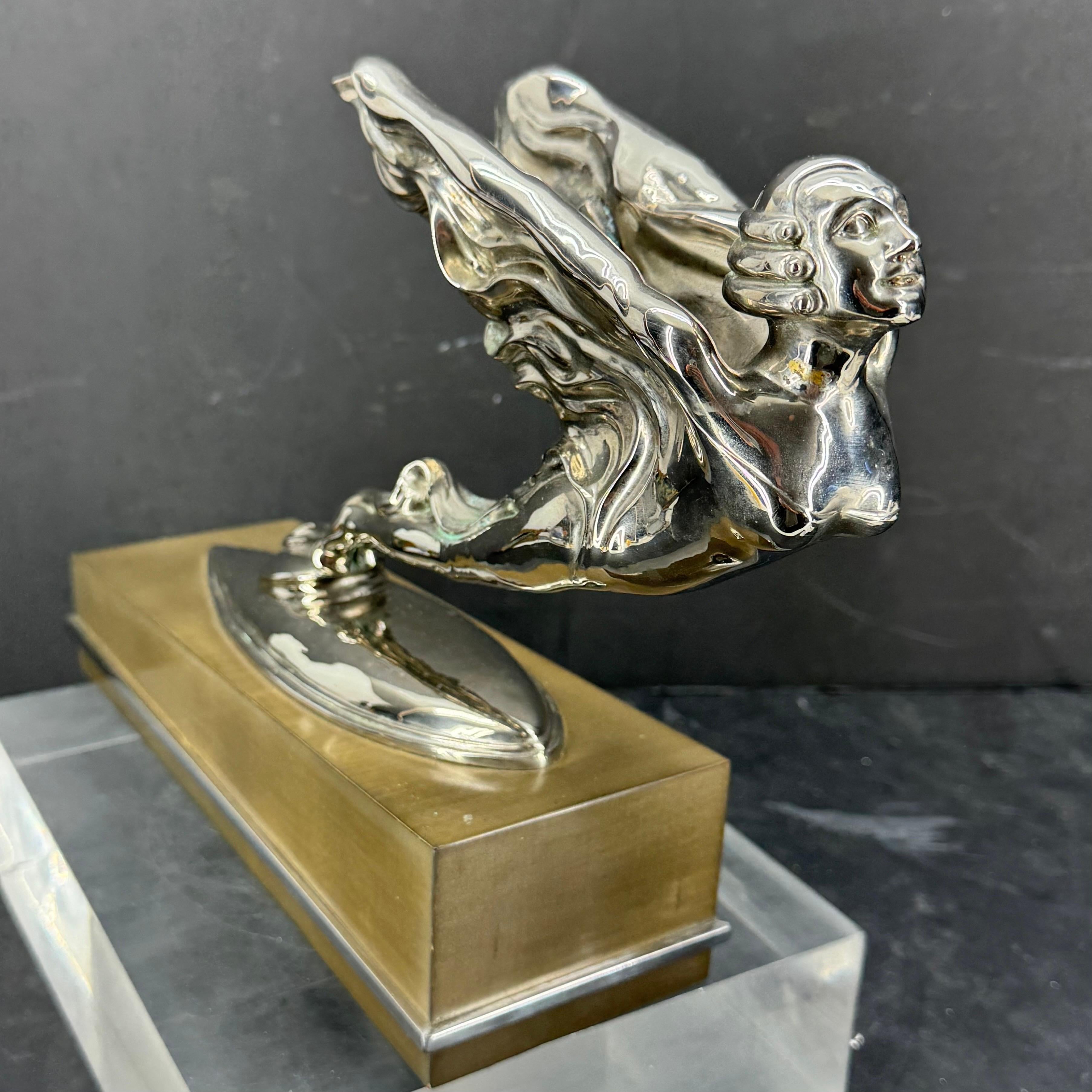 Americano Ornamento Cadillac Hood d'epoca con statua di dea su base in vendita