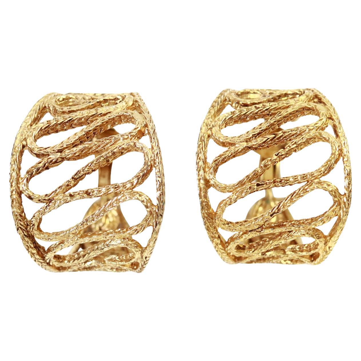 Vintage Cadoro Gold Tone Swirl  Boucles d'oreilles larges Circa 1980 en vente