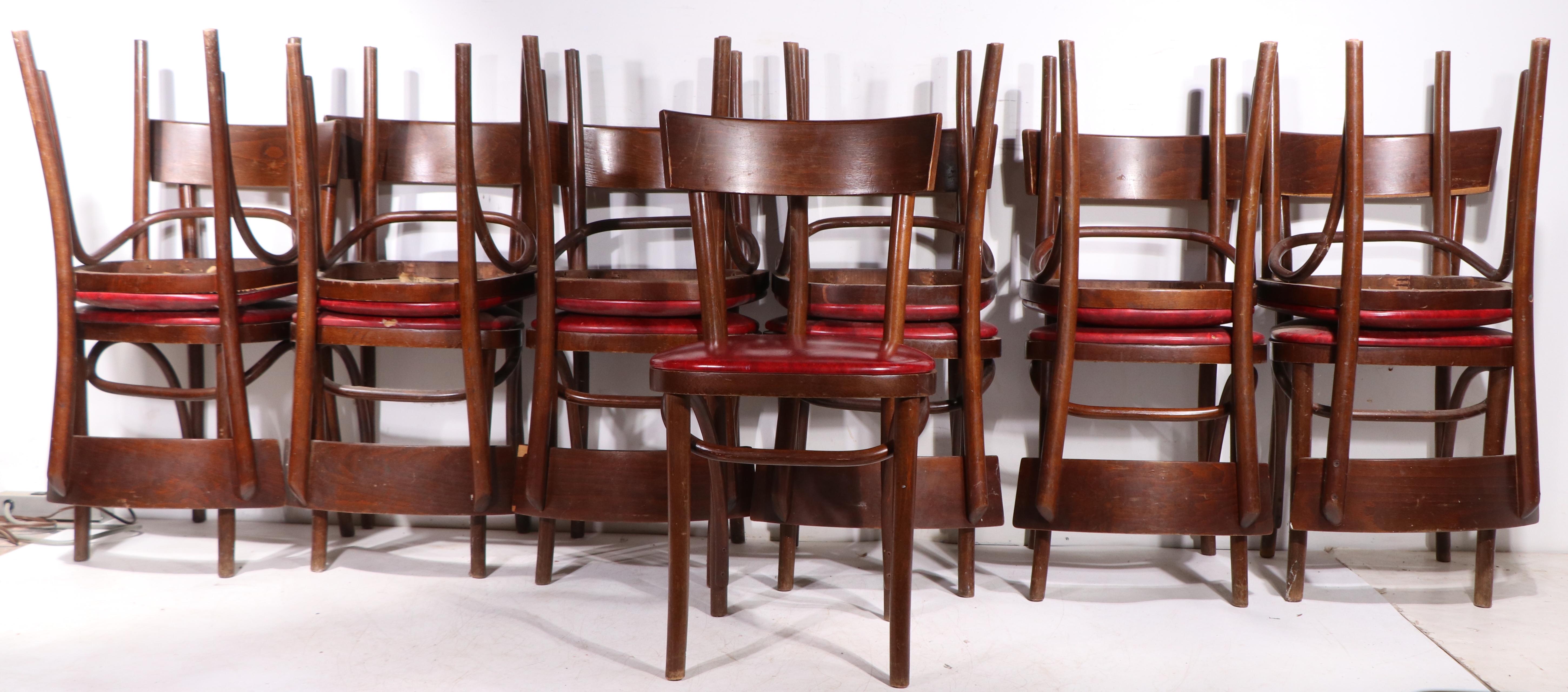 Vintage Cafe Bistro Style Esszimmerstühle nach Thonet 12 verfügbar im Angebot 1