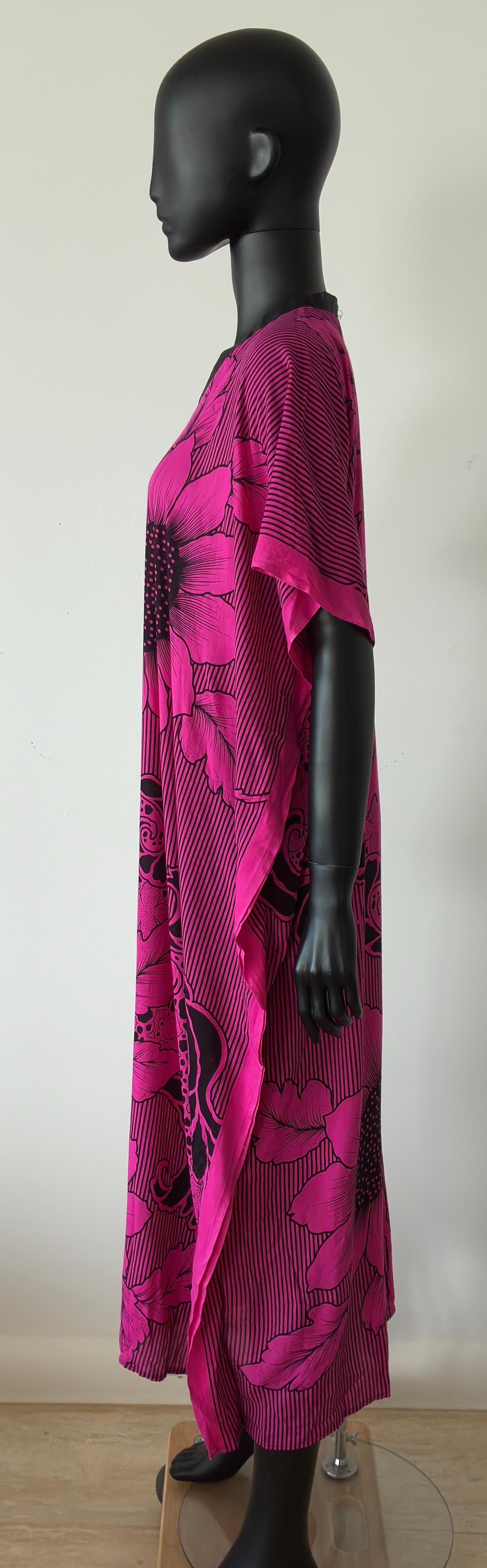 Robe caftan vintage avec imprimé tournesol Bon état - En vente à COLLINGWOOD, AU