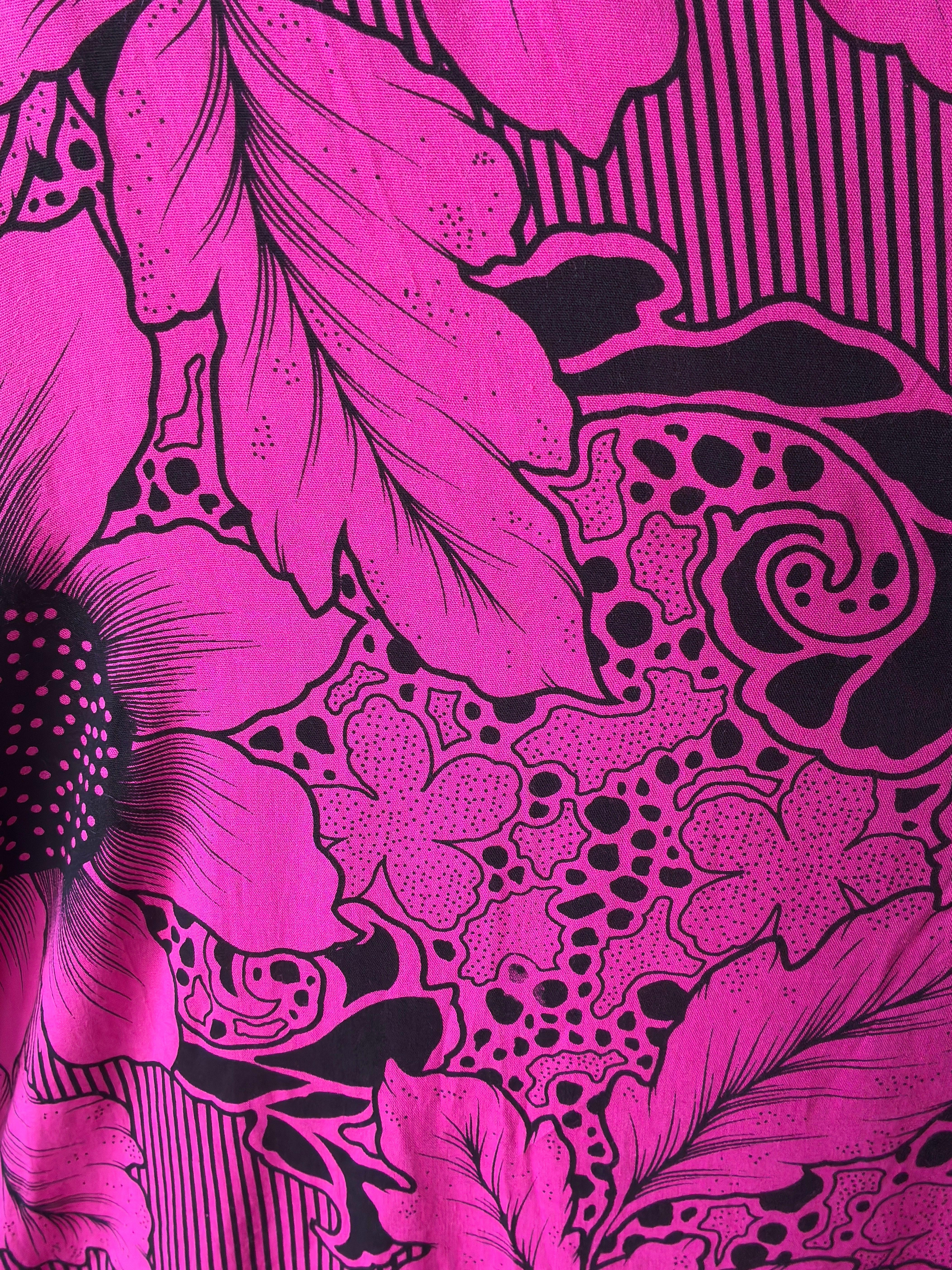 Robe caftan vintage avec imprimé tournesol en vente 4