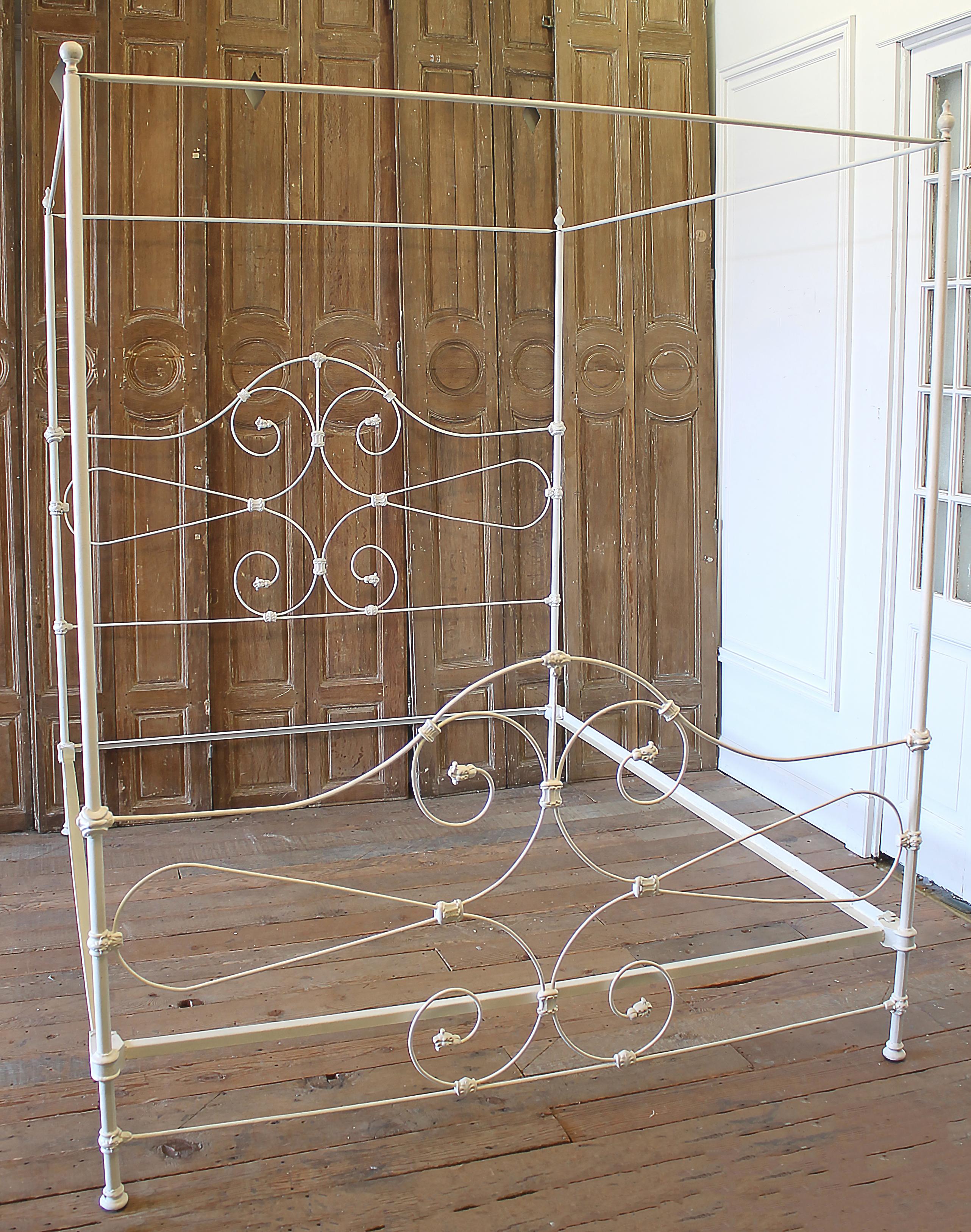 california king metal canopy bed