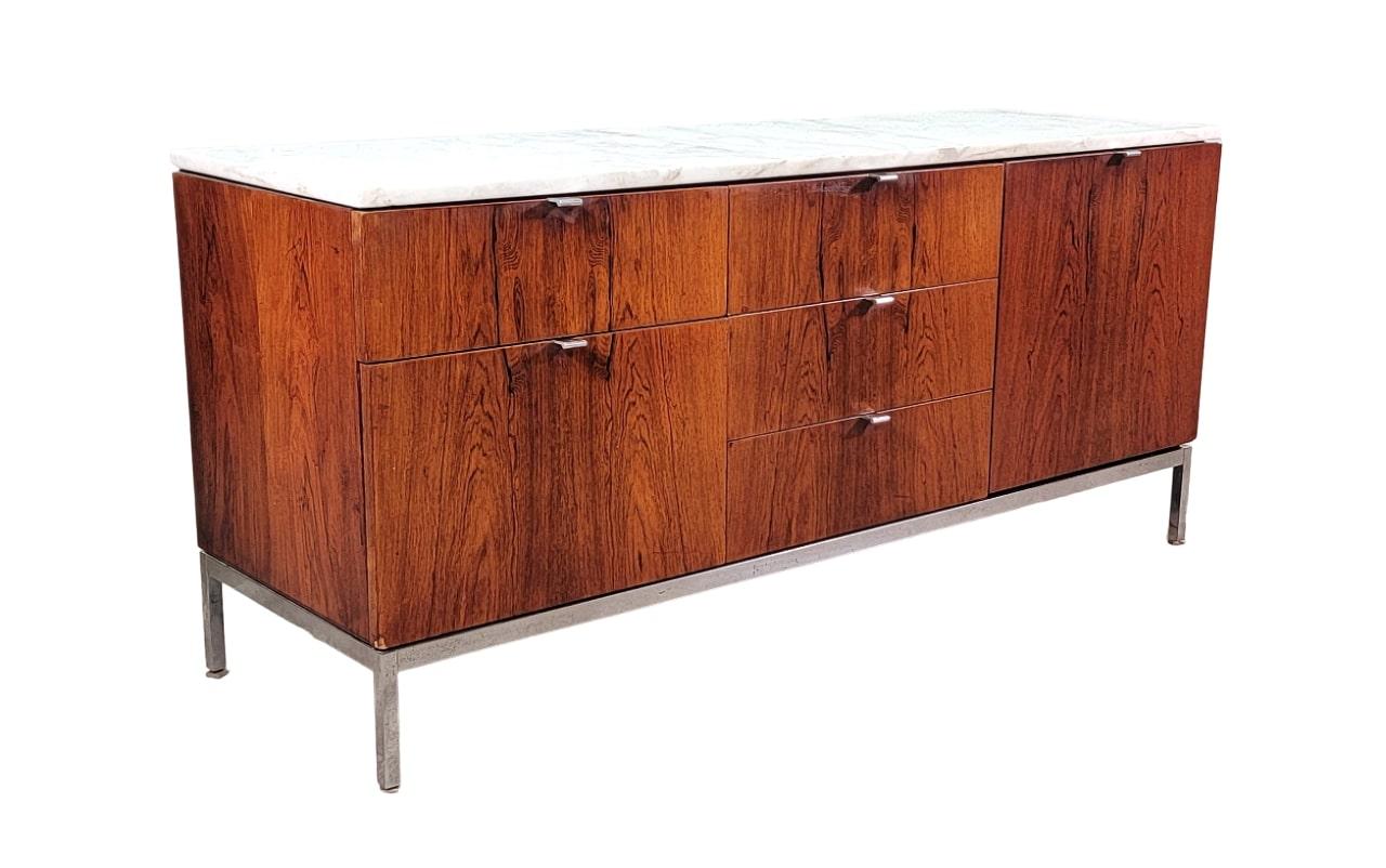 Vintage Calacatta Marble and Rosewood Florence Knoll Credenza For Sale 4