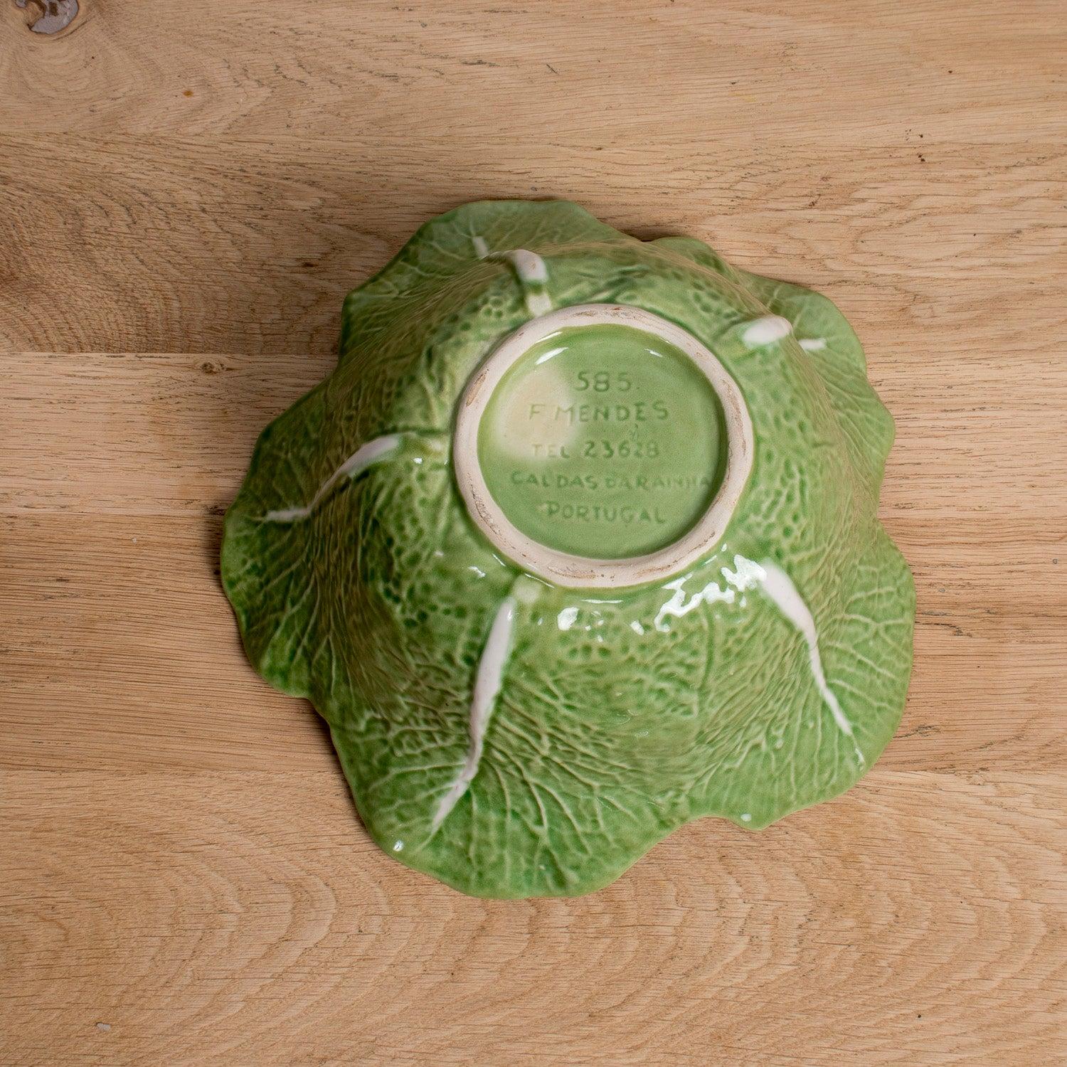 Soupière à chou portugaise vintage de Caldas Da Rainha avec couvercle, signée F&F Vintage en vente 6