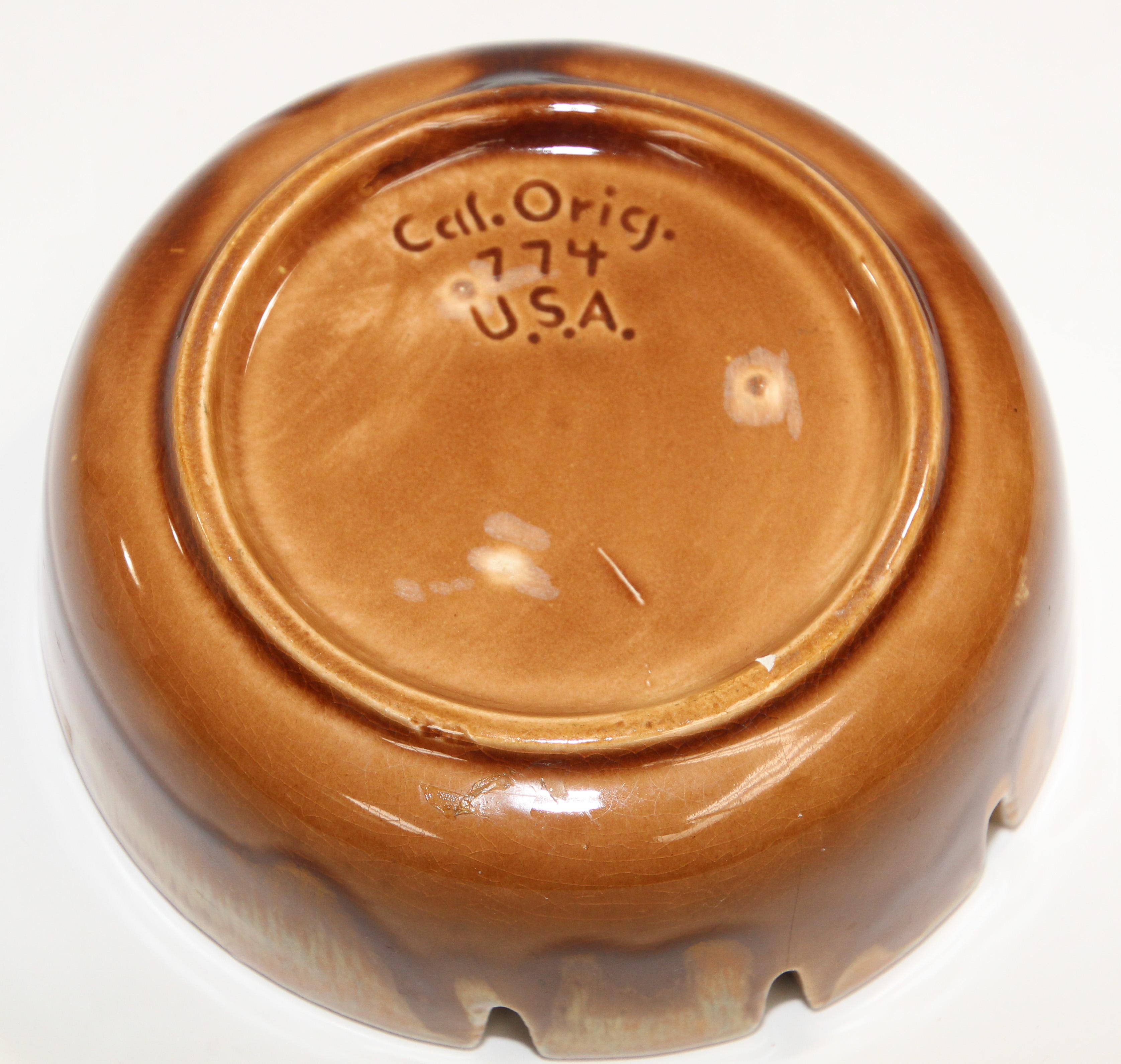 Vintage California Original Ceramic Pottery Ashtray For Sale 2