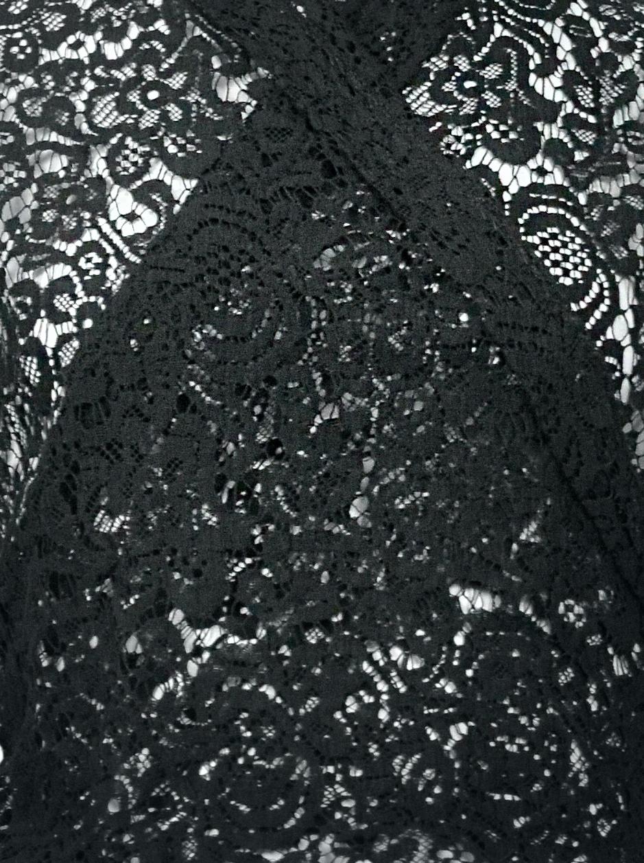 Haut portefeuille vintage Callaghan par Romeo Gigli en dentelle noire Excellent état - En vente à Los Angeles, CA