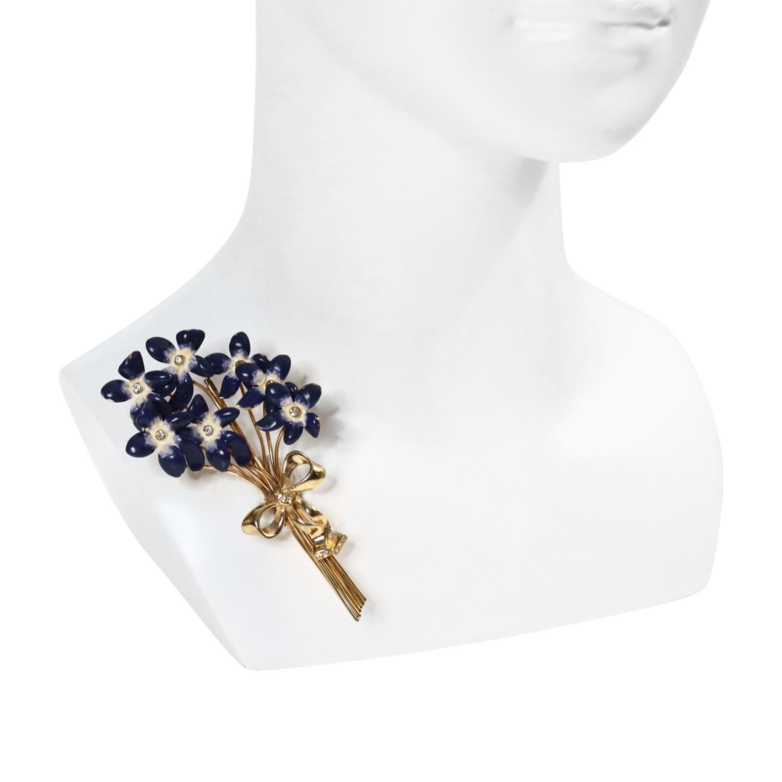 Vintage Calvaire Gold and Diamante Blue Enamel Flower Brooch Circa 1930s In Good Condition For Sale In New York, NY