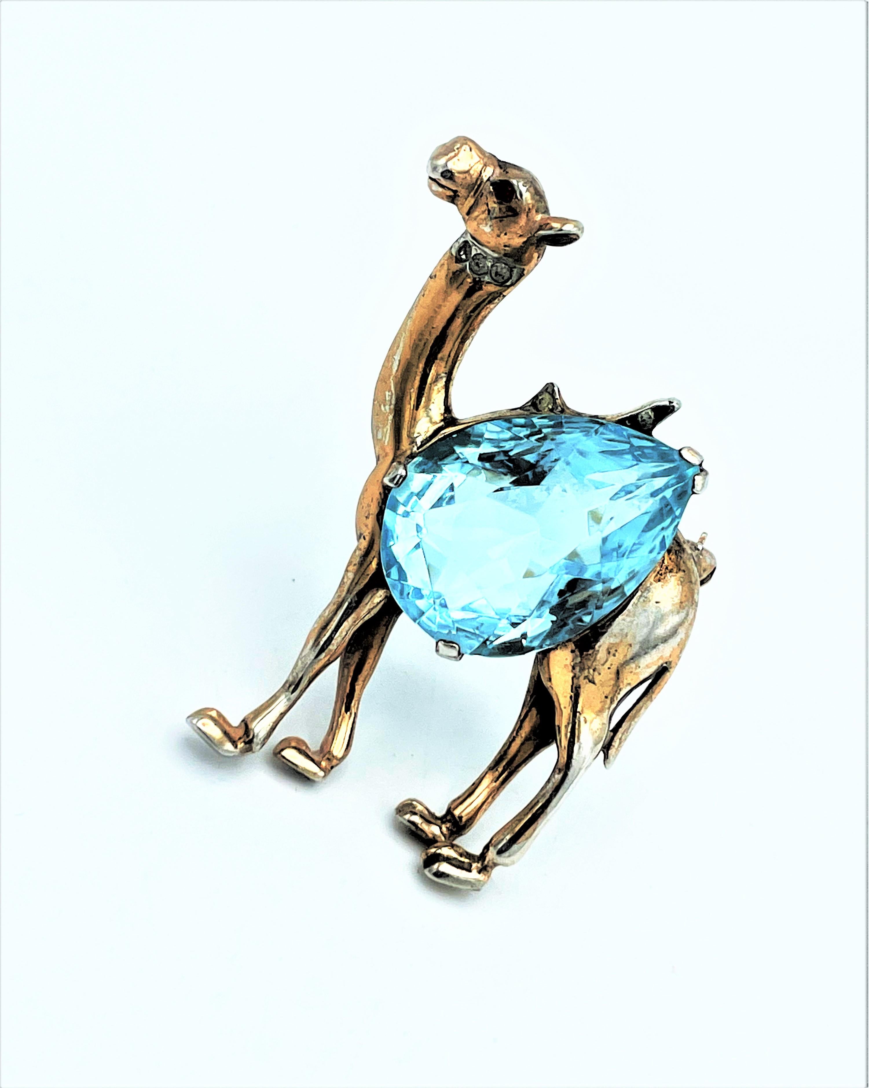 CAMEL BROOCH Vintage von REJA NY 1940er Jahre, Strasssteine, Vermeil Sterlingsilber (Moderne) im Angebot