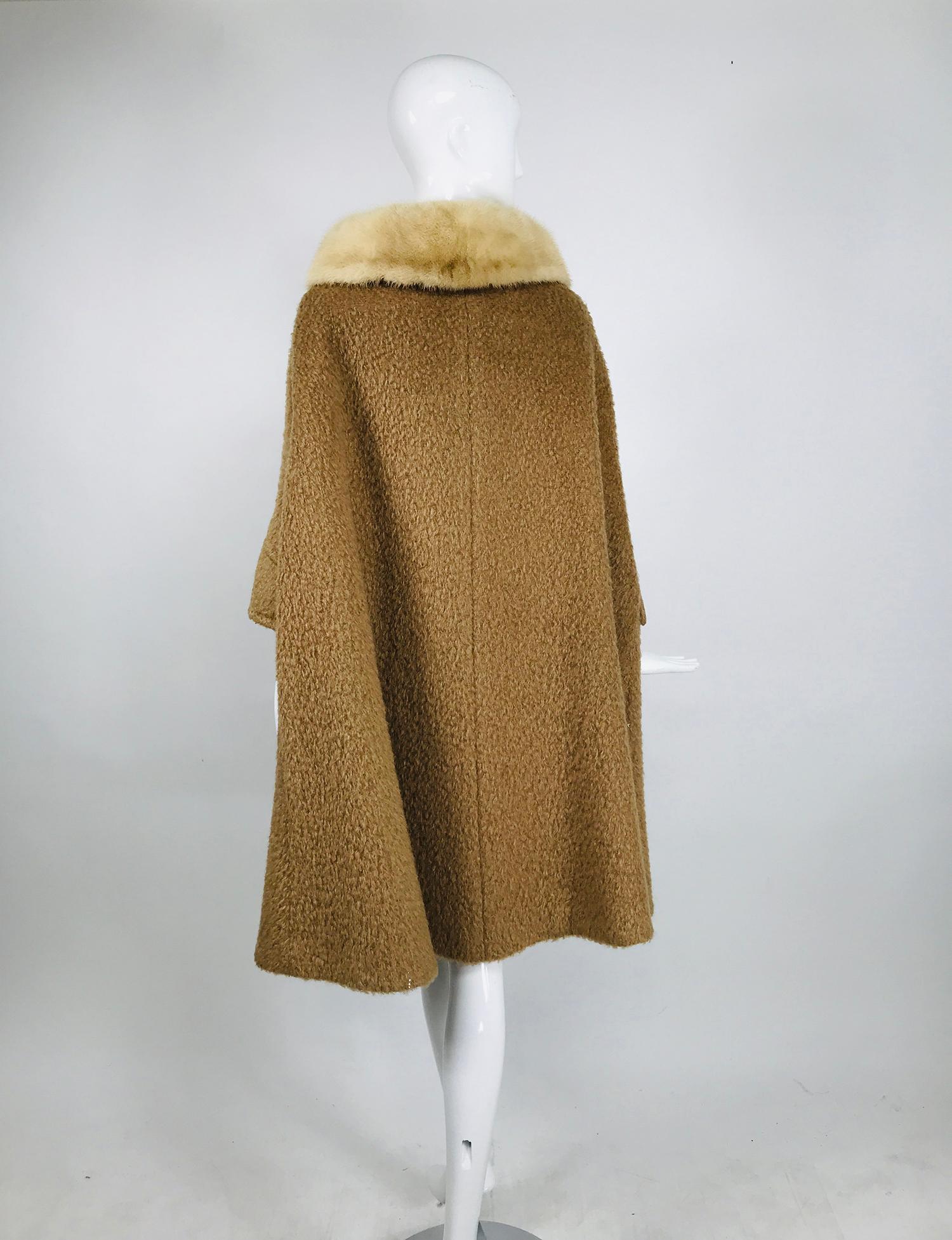 Vintage Camel Tan Mohair Cape Coat with Mink Collar 1960s In Good Condition In West Palm Beach, FL