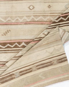 Vintage Turkish Kilim Runner, Hand-Woven Hemp, Camel/Terracotta, 1940s 5'5x9'4