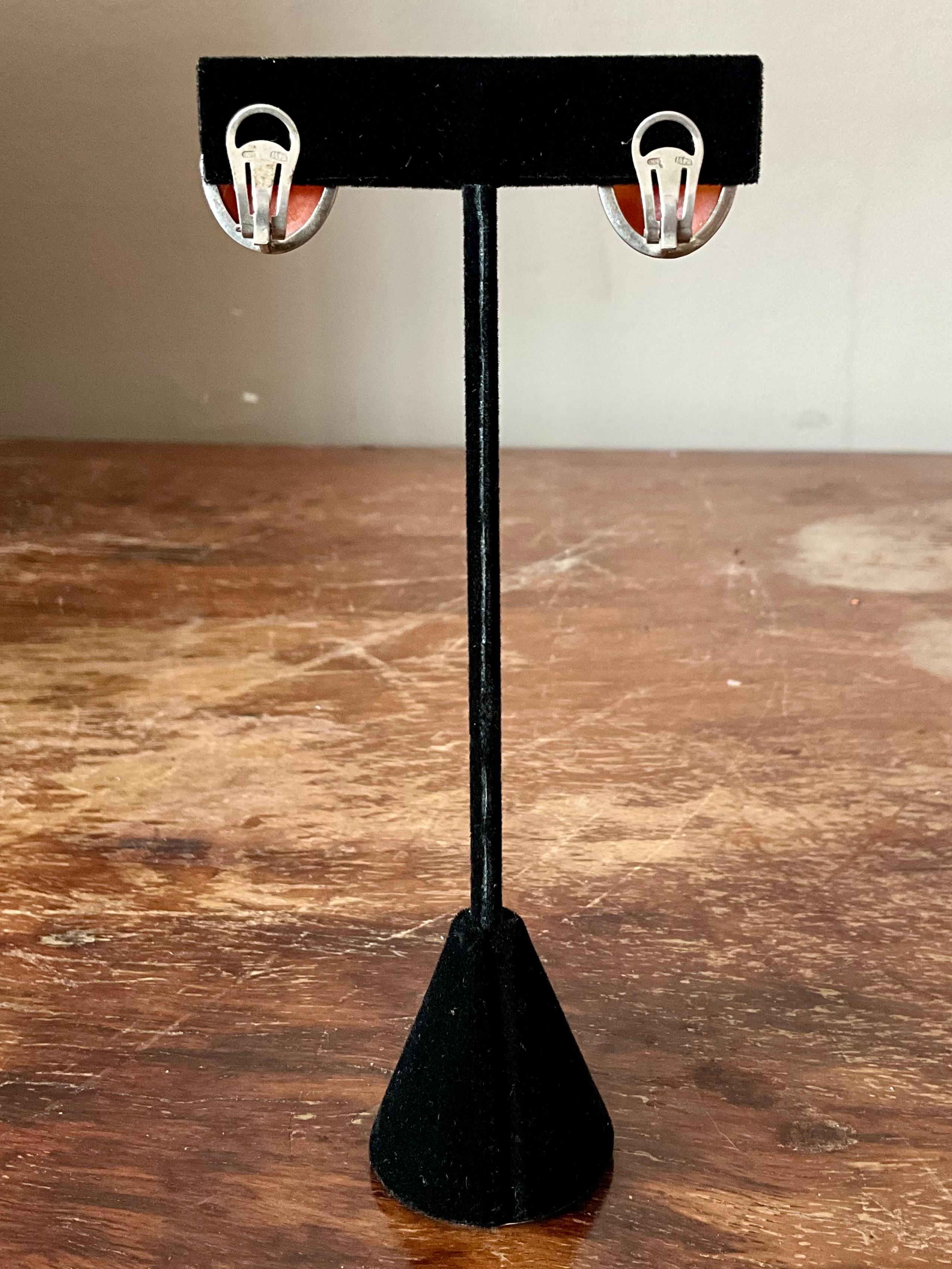 Vintage Kamee Clip auf Ohrringe für Damen oder Herren im Angebot