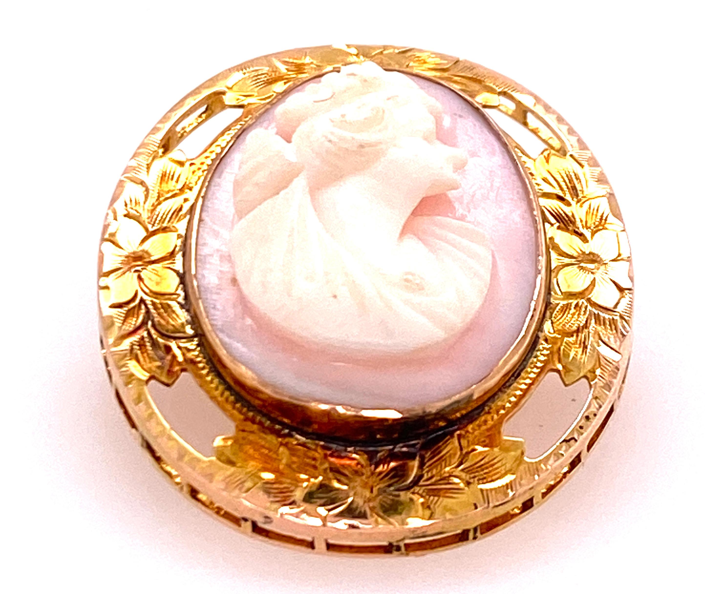 Vintage Cameo Pin Brooch Pendant Art Deco Flowers Yellow Gold



Featuring an Exquisitely Hand Carved  32 x 26m Antique Cameo 

Expertly Hand Cut and Then Engraved

Super Deep Engraving

Flowers on the Sides 

Includes a Bail on the Back So It Can