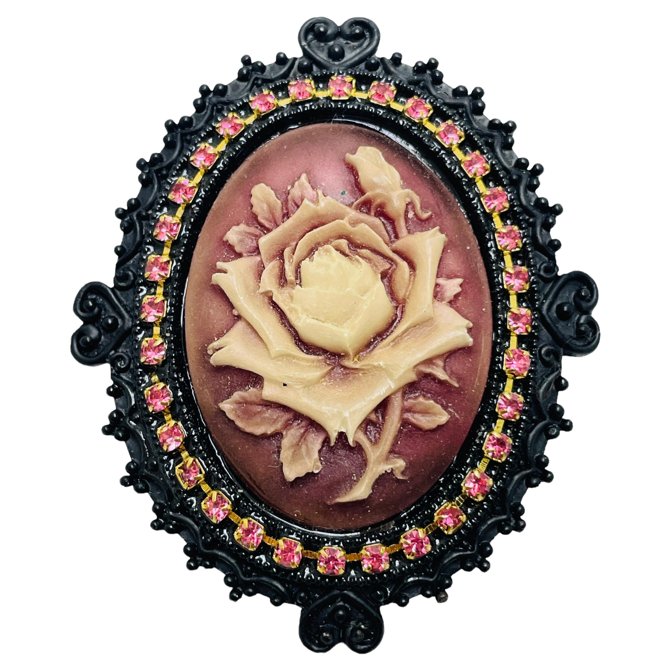 Vintage cameo rose rhinestone designer brooch For Sale