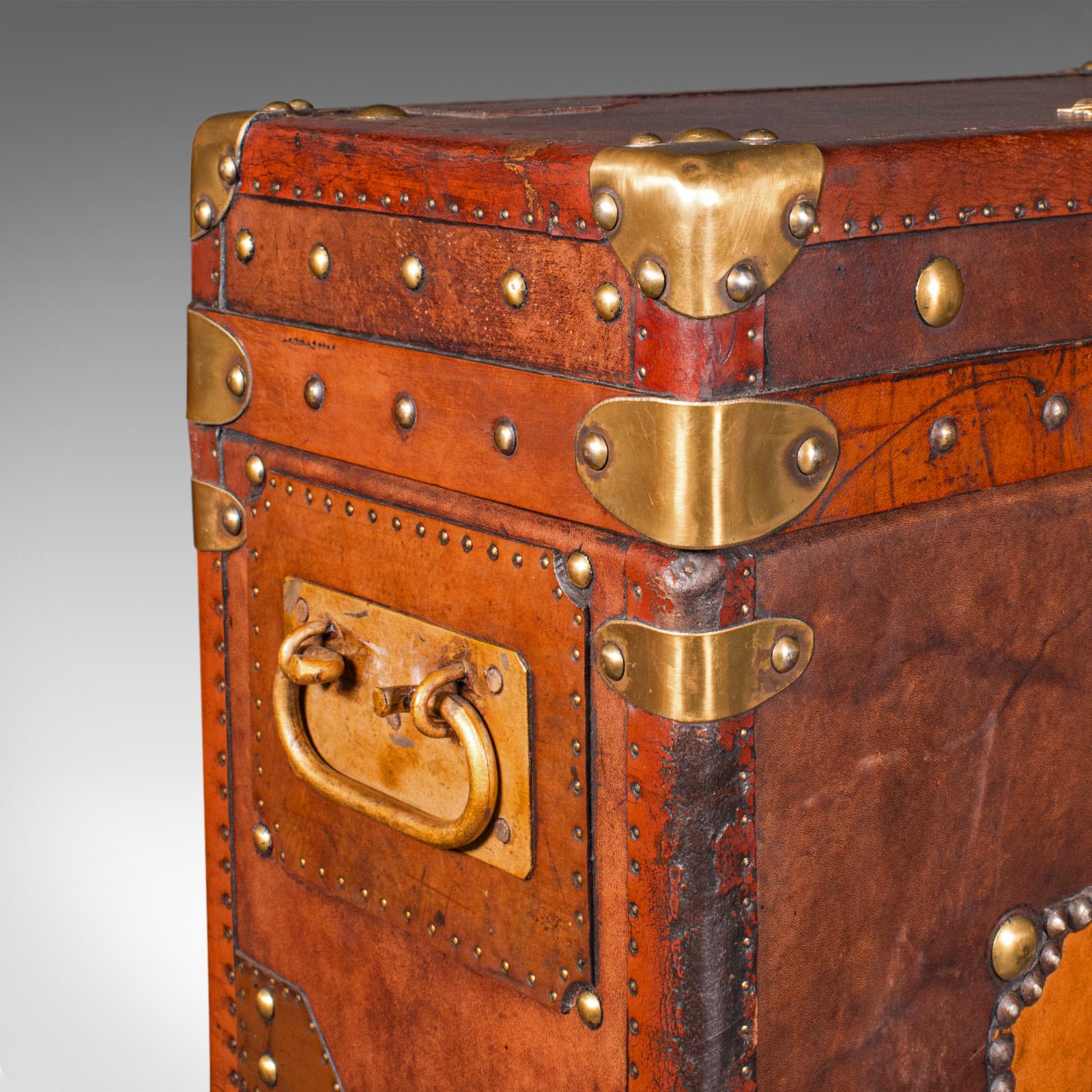 Vintage Campaign Luggage Case, English, Leather, Brass, Nightstand, Circa 1960 7