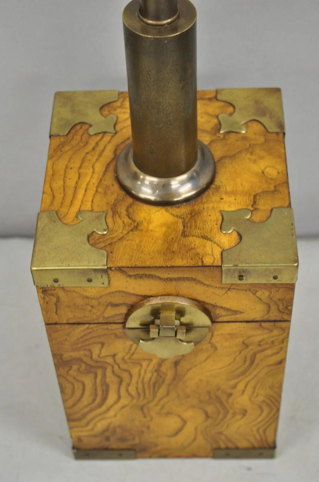 Vintage Campaign Style Burl Wood & Brass Faux Tea Box Table Lamp by Knob Creek In Good Condition For Sale In Philadelphia, PA