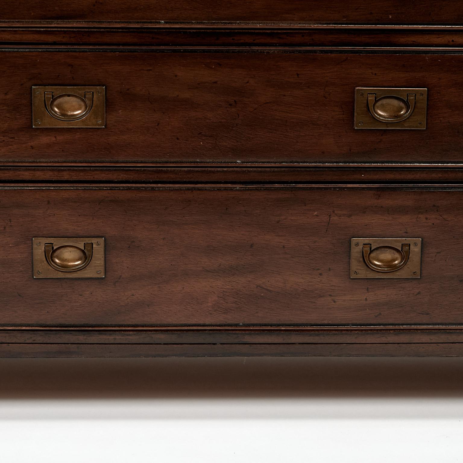 Vintage Campaigner Stil Kommode oder Dresser von Heritage im Angebot 5