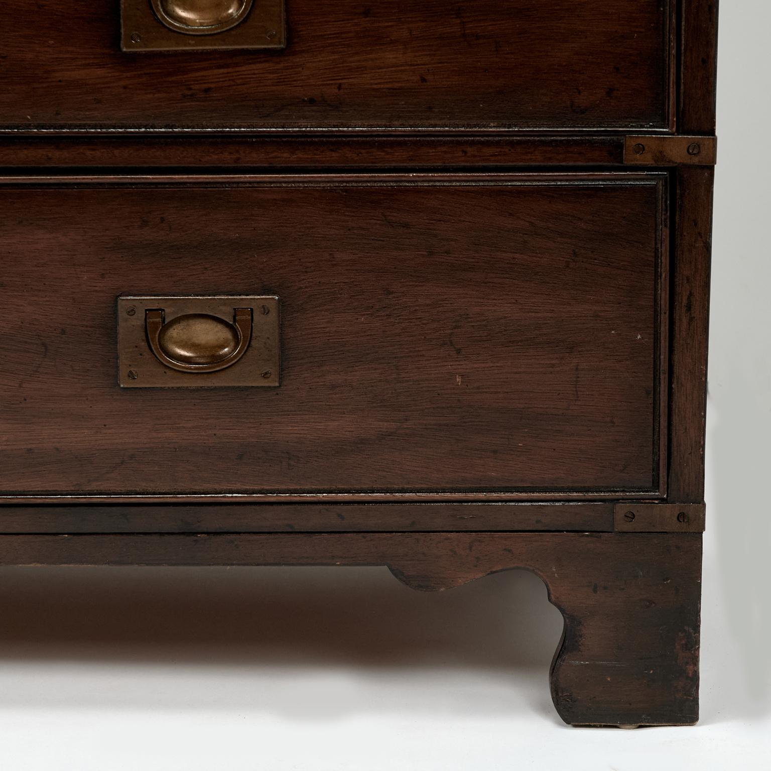 Vintage Campaigner Stil Kommode oder Dresser von Heritage im Angebot 6