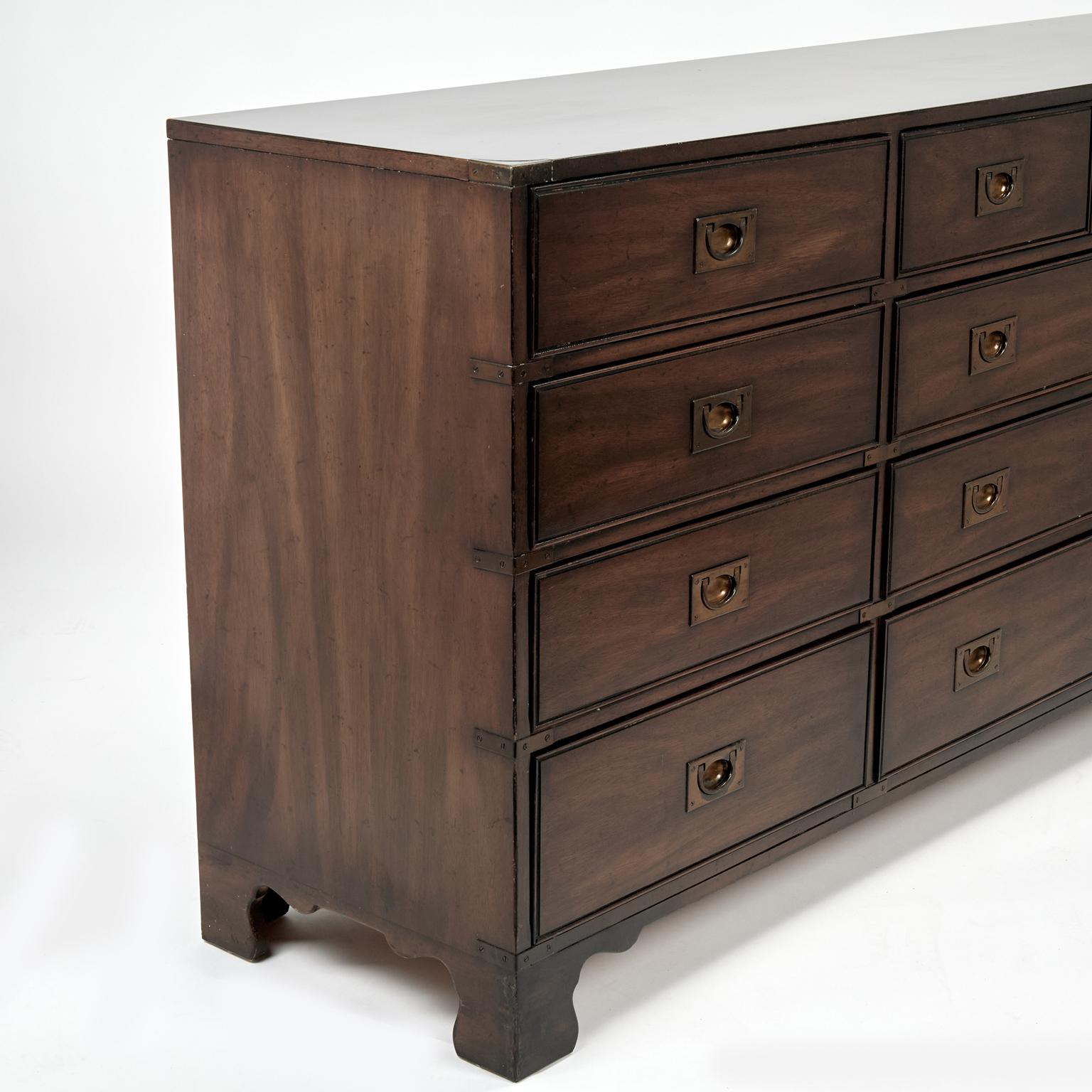 Vintage Campaigner Stil Kommode oder Dresser von Heritage im Angebot 7