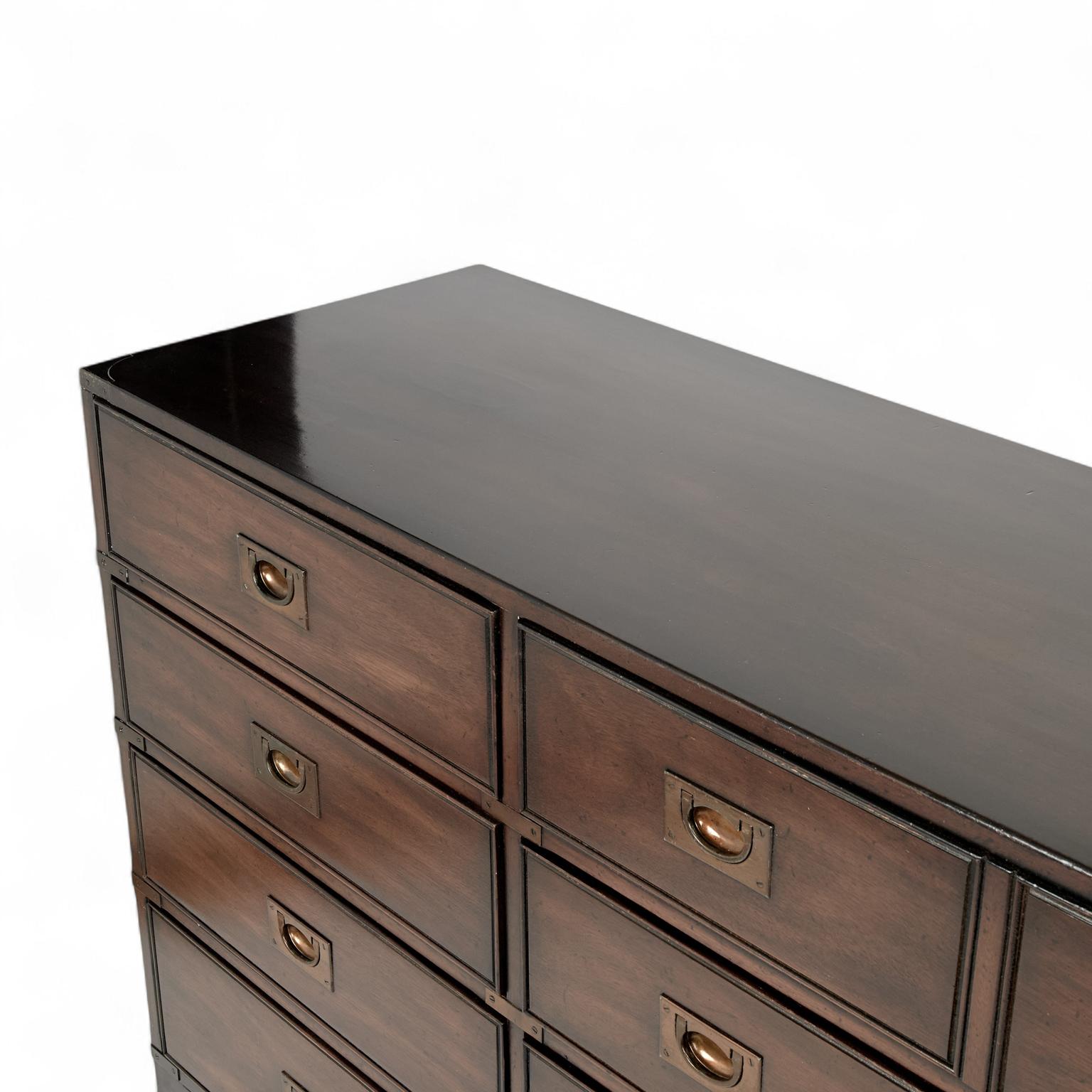 Vintage Campaigner Stil Kommode oder Dresser von Heritage im Angebot 1