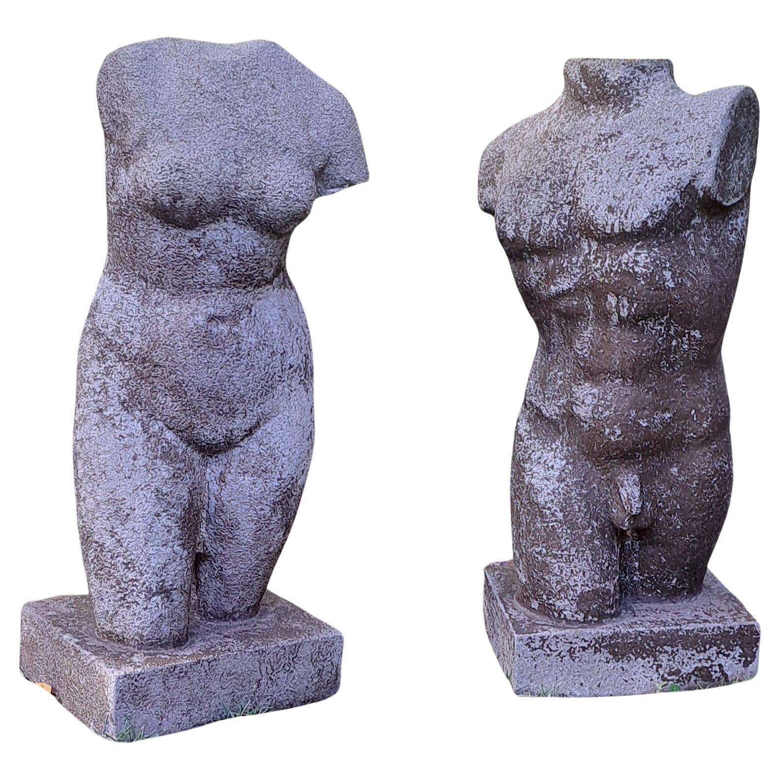 Torso d
epoca in pietra fusa della Campania, maschio e femmina in vendita