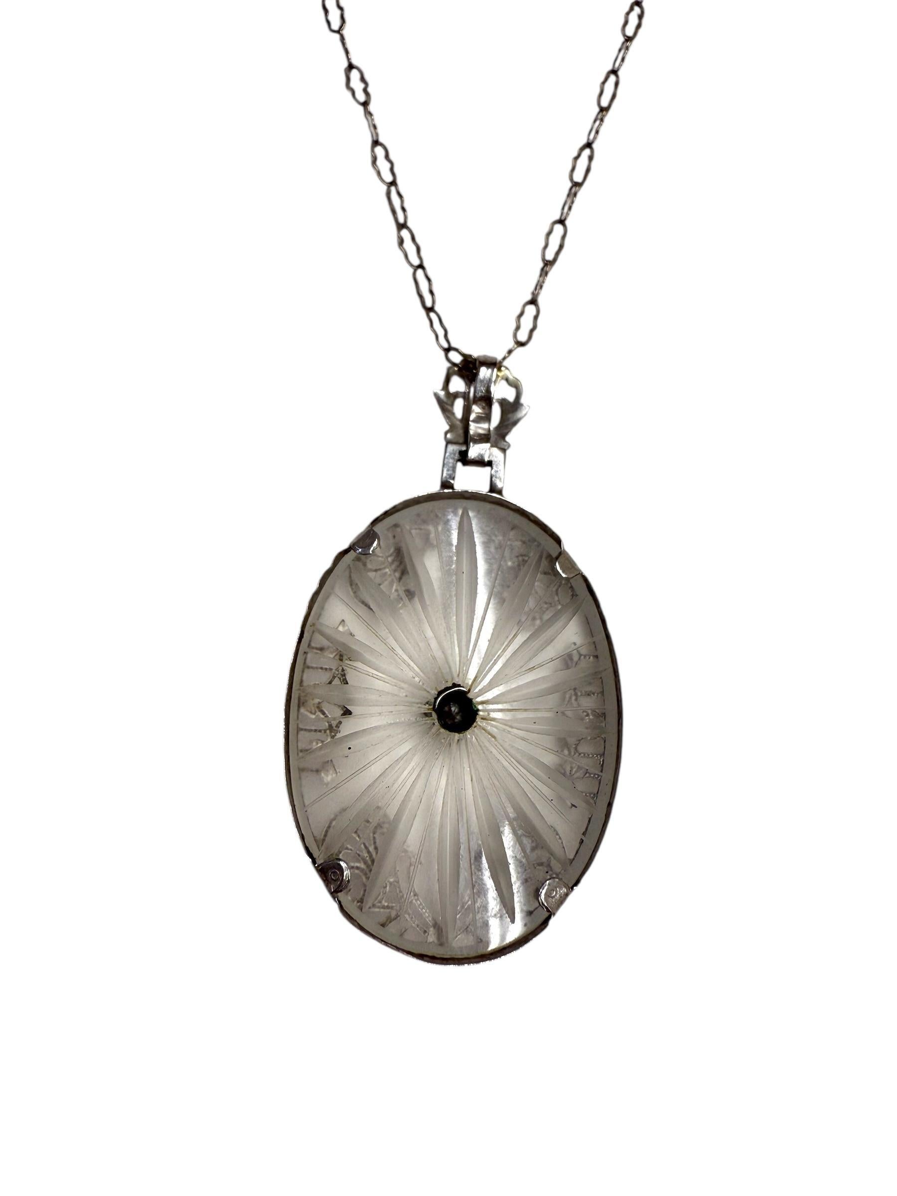 Filigrane Vintage-Halskette aus Camphor-Glas 14K Weißgold im Angebot 1