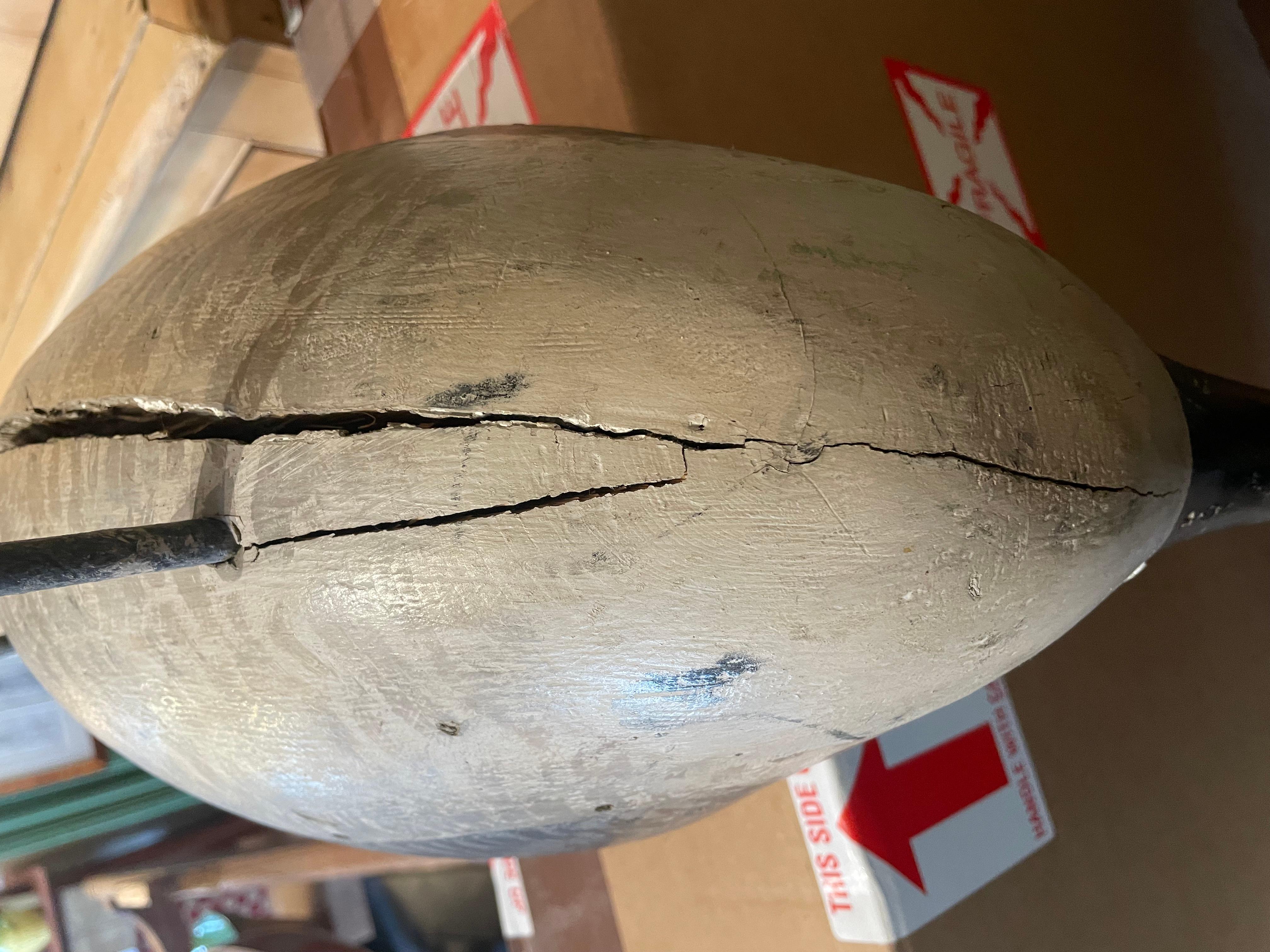 Vintage Canada Goose Decoy In Good Condition For Sale In Nantucket, MA