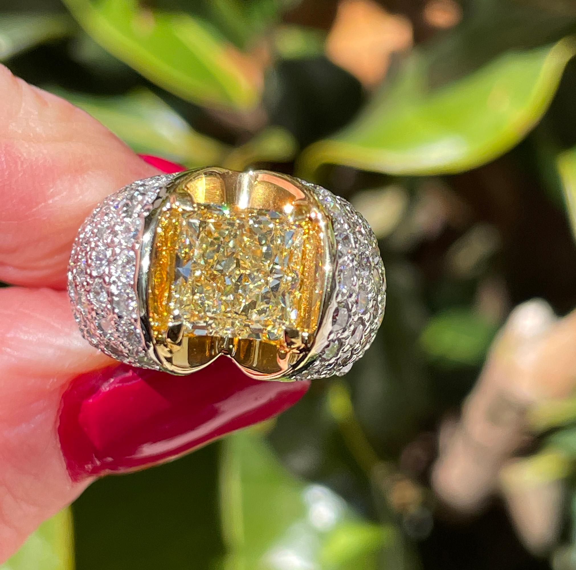 Vintage “Canary” GIA 7.02ctw Natural Fancy YELLOW Radiant Cut Diamond  18KW Ring For Sale 6