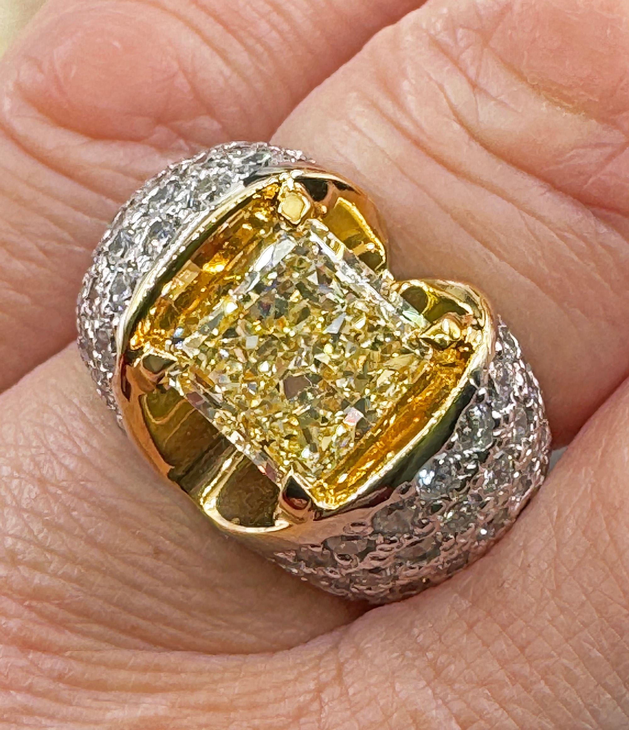 Vintage “Canary” GIA 7.02ctw Natural Fancy YELLOW Radiant Cut Diamond  18KW Ring For Sale 3