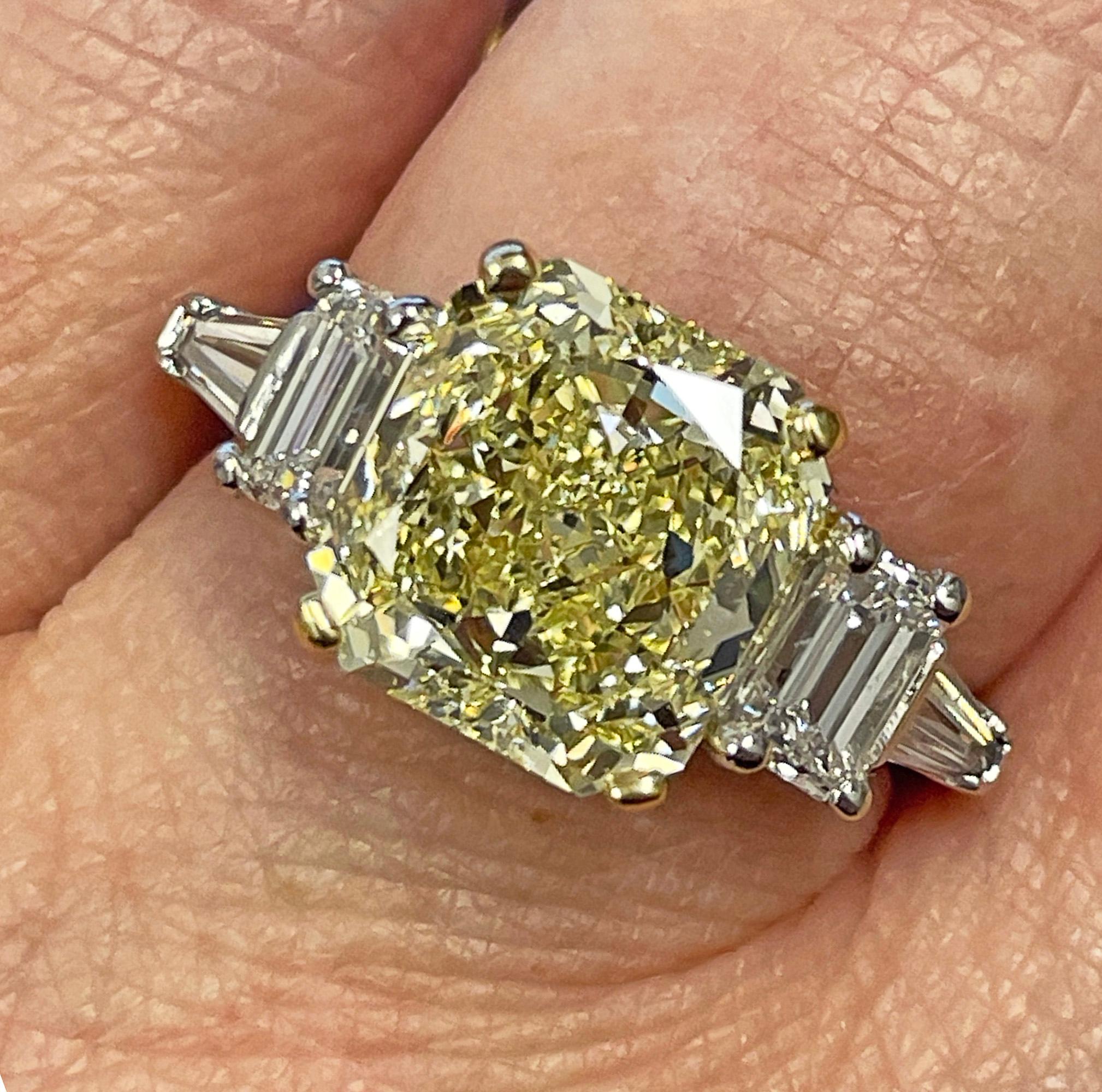 Vintage “Canary” GIA 7.11ctw Fancy YELLOW Radiant Diamond 5 stone Platinum Ring 11
