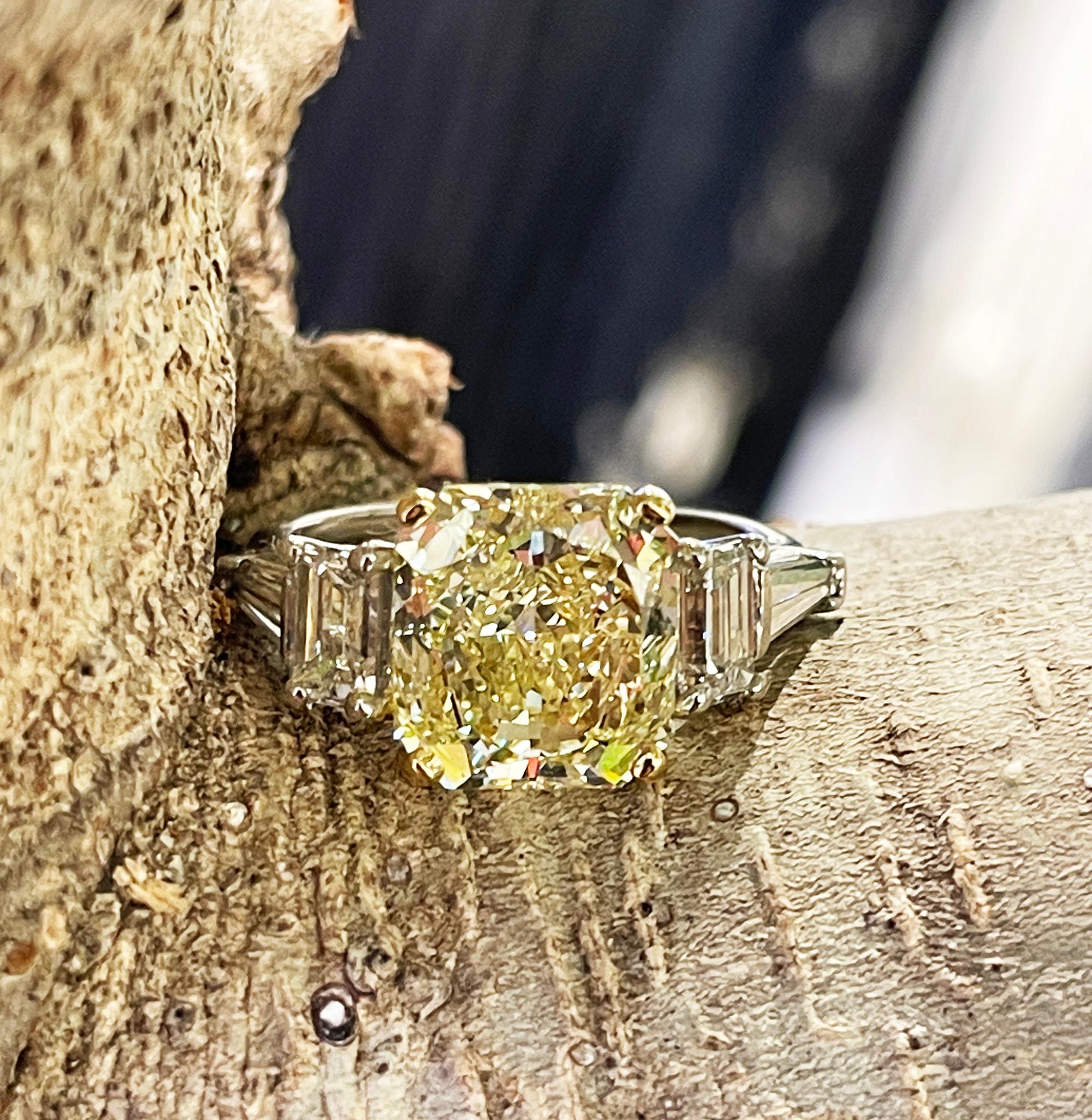 Women's Vintage “Canary” GIA 7.11ctw Fancy YELLOW Radiant Diamond 5 stone Platinum Ring