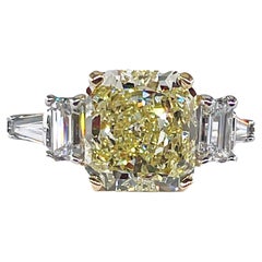 Vintage Canary GIA 7.11ctw Fancy YELLOW Radiant Diamond 5 stone Platinum Ring