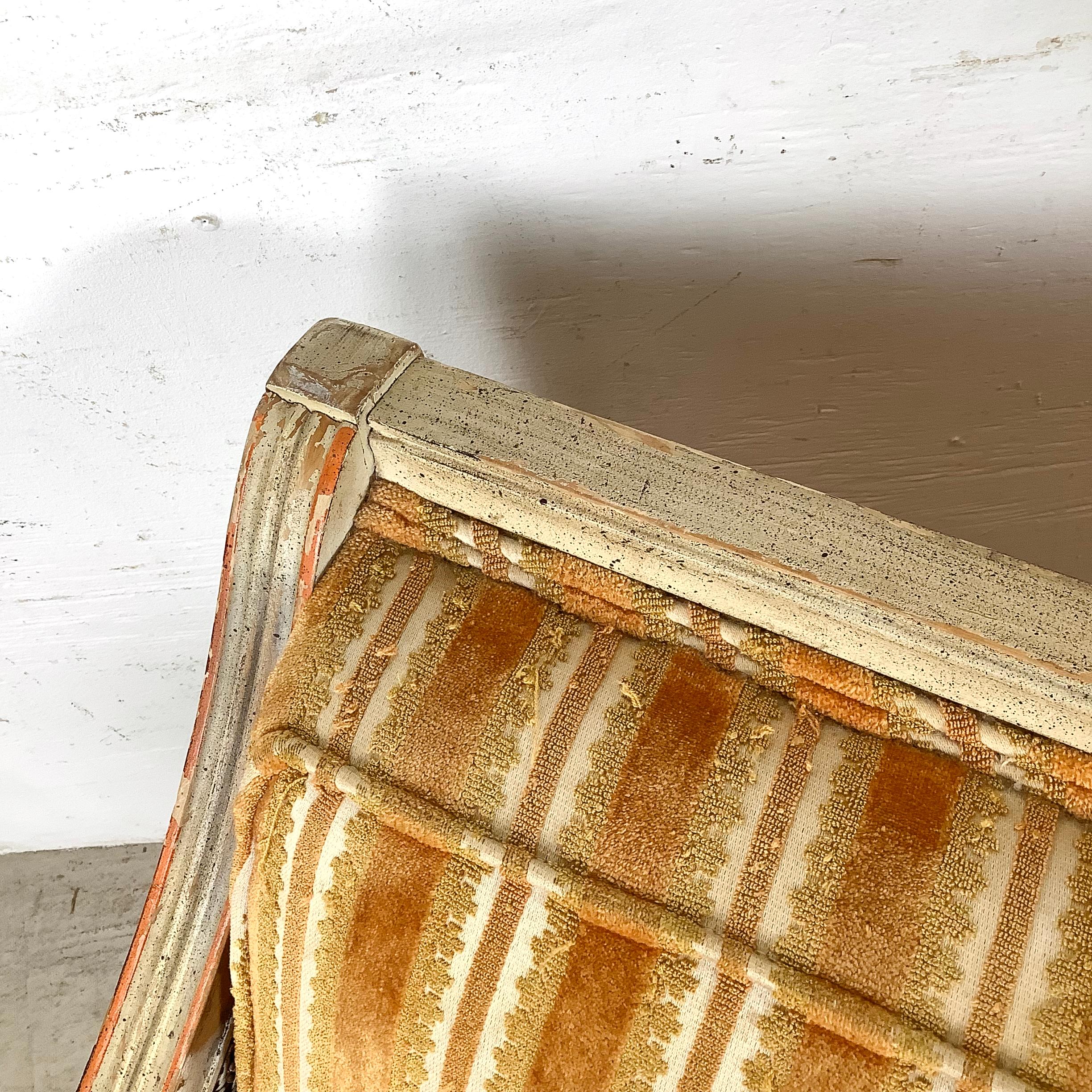 Vintage Cane-Arm Louis XVI Style Settee With Carved Frame im Angebot 6