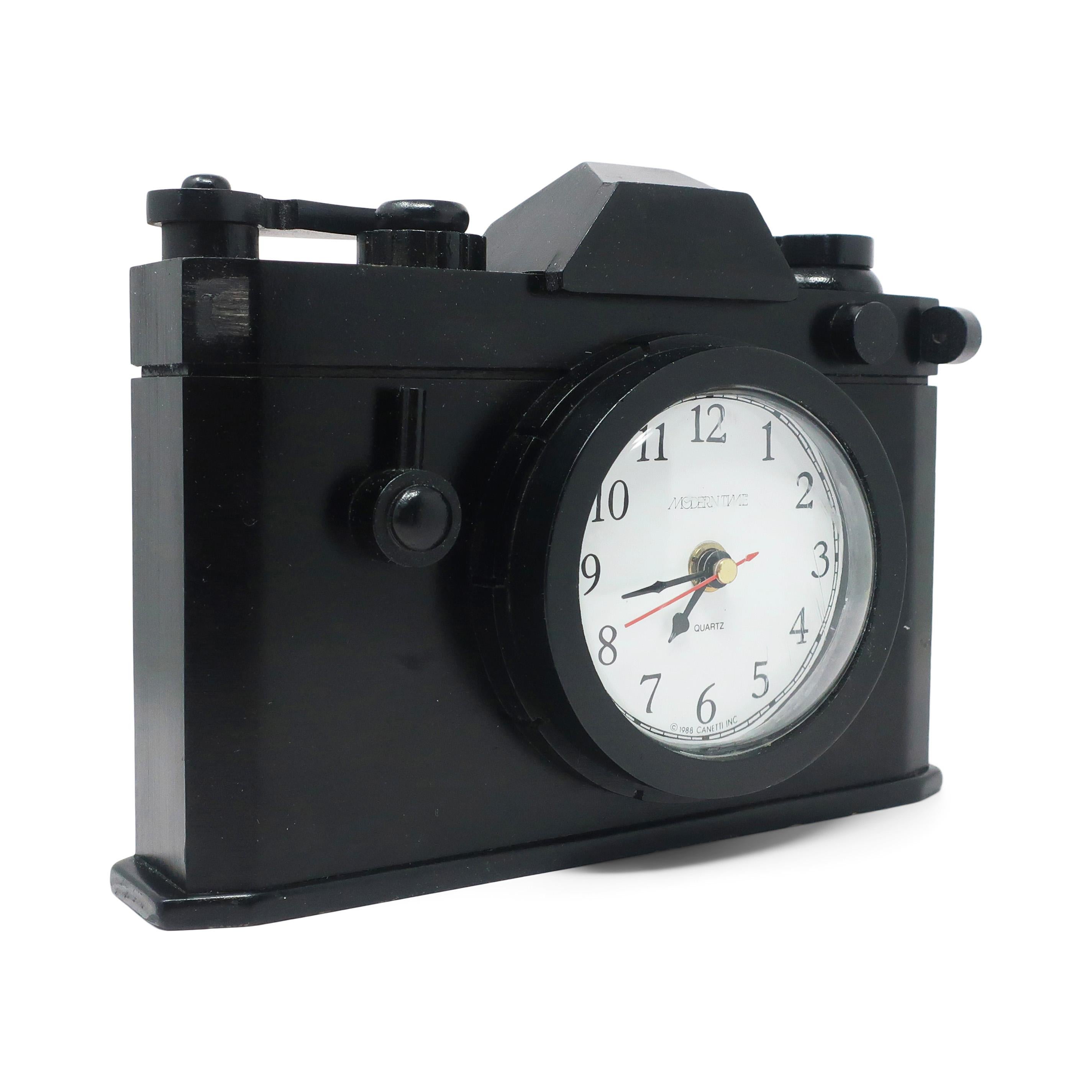 Vintage Canetti Camera Clock In Good Condition For Sale In Brooklyn, NY