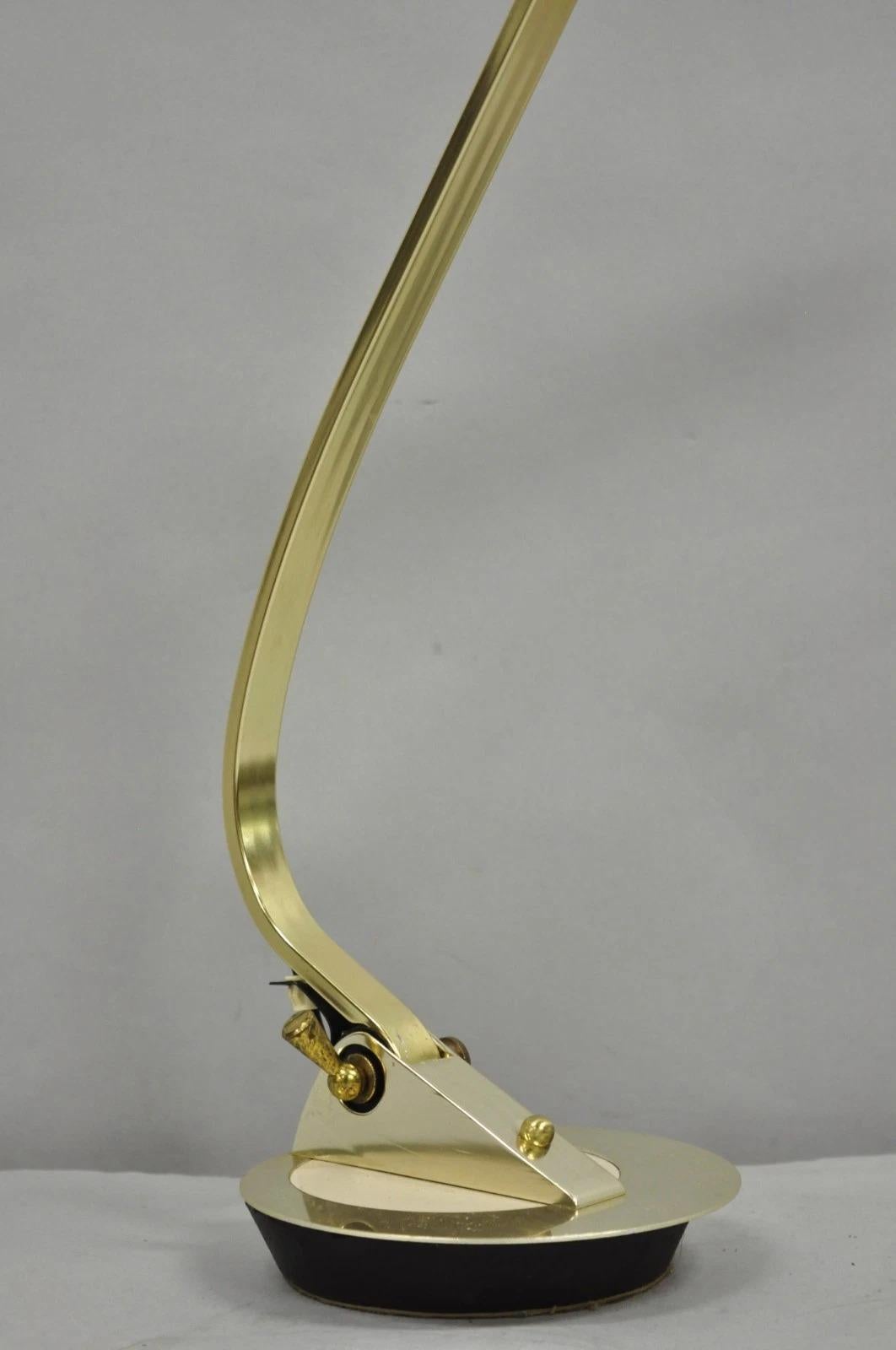 Vintage Cannon Mid Century Modern Enamel & Brass Space Age Adjustable Desk Lamp In Good Condition For Sale In Philadelphia, PA