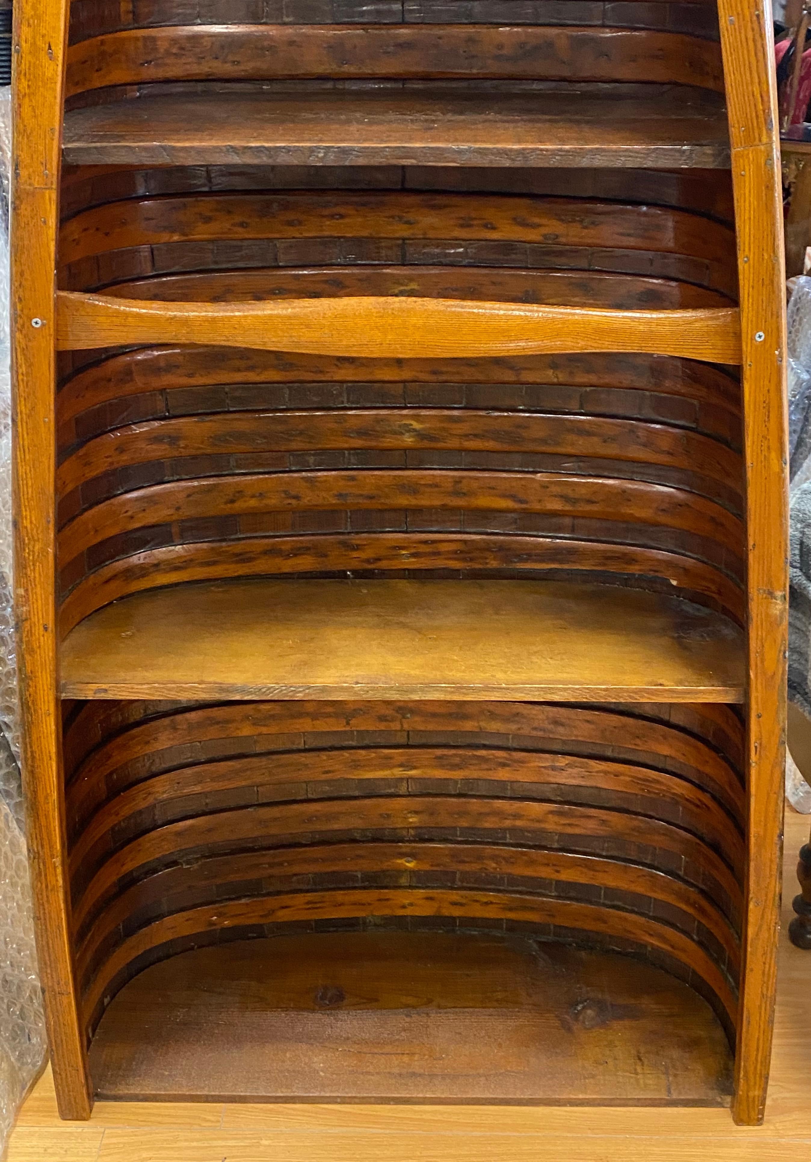 Vintage canoe bookcase / display shelving

Old school canoe converted into bookcase / display shelving

Measures: 36
