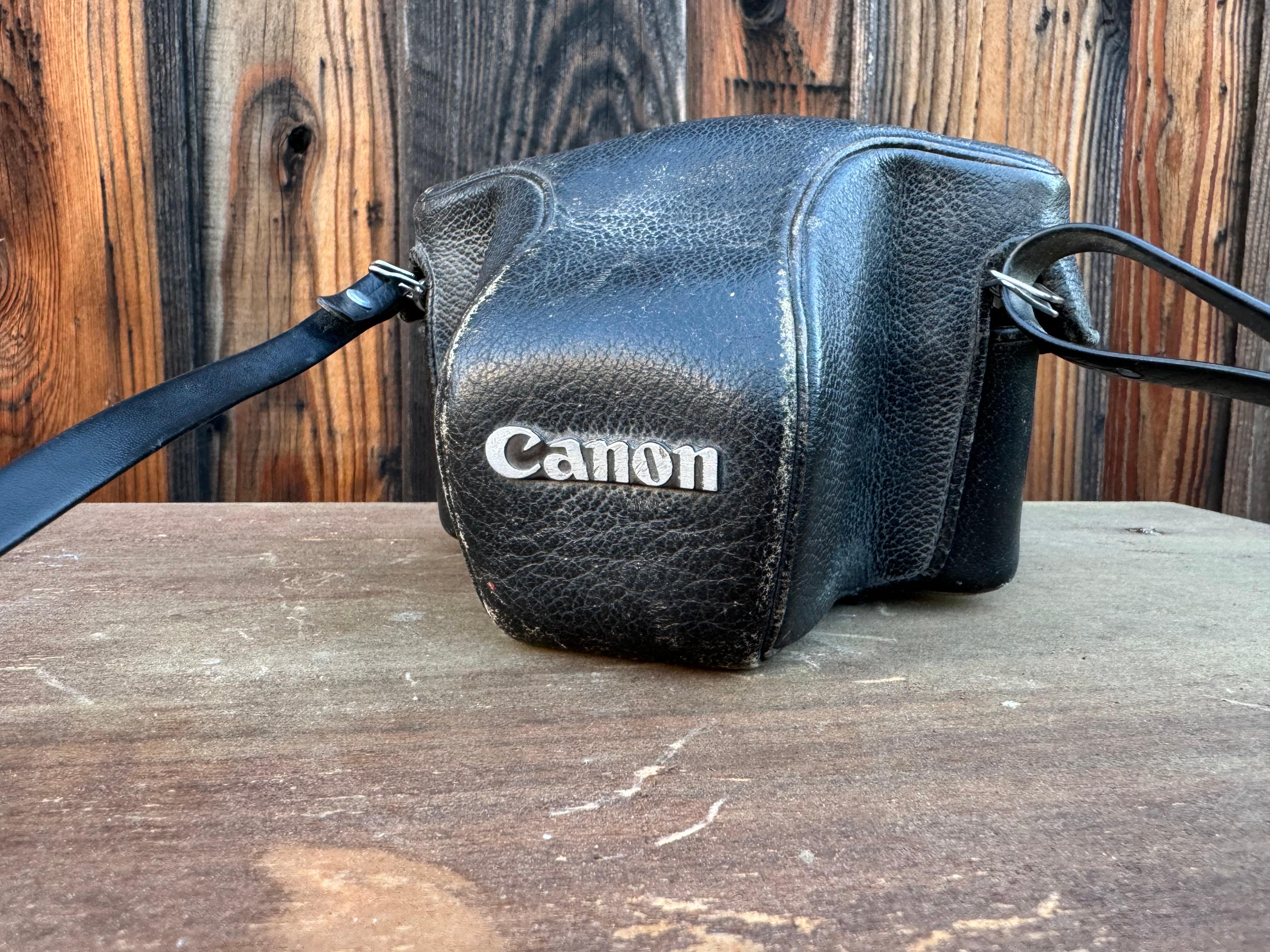 Vintage Canon FT QL 35mm Film SLR Camera with Original Leather Case 3