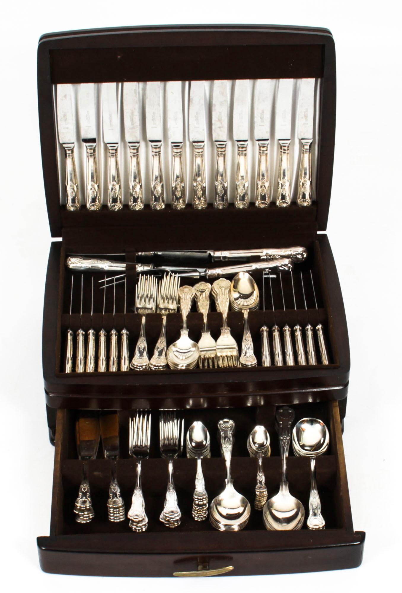Vintage Canteen x 12 Silver Plated Cutlery Set by Chinacraft Mid 20th Century 12