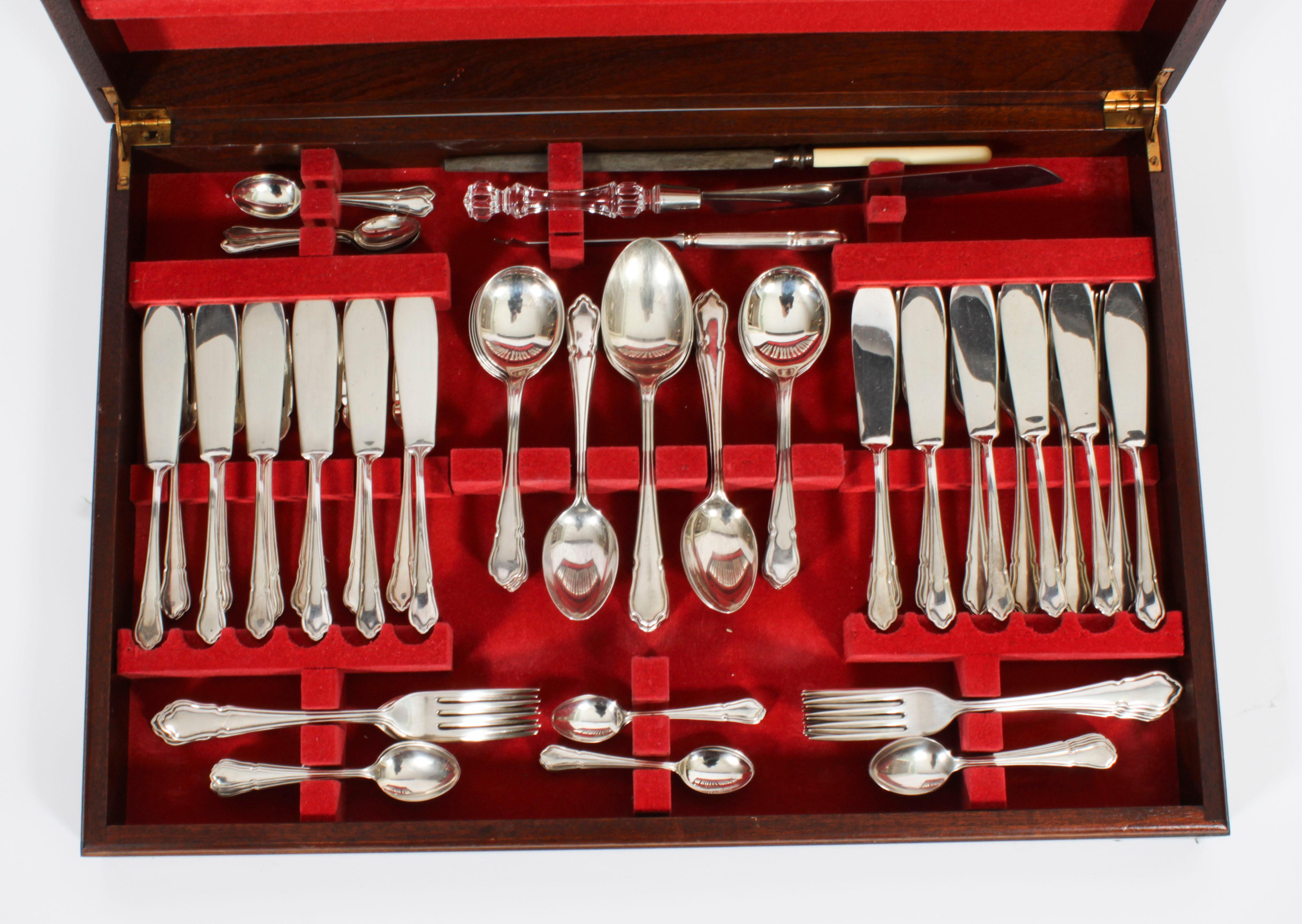 Vintage Canteen x 12 Silver Plated Cutlery Set Mid-20th Century 1