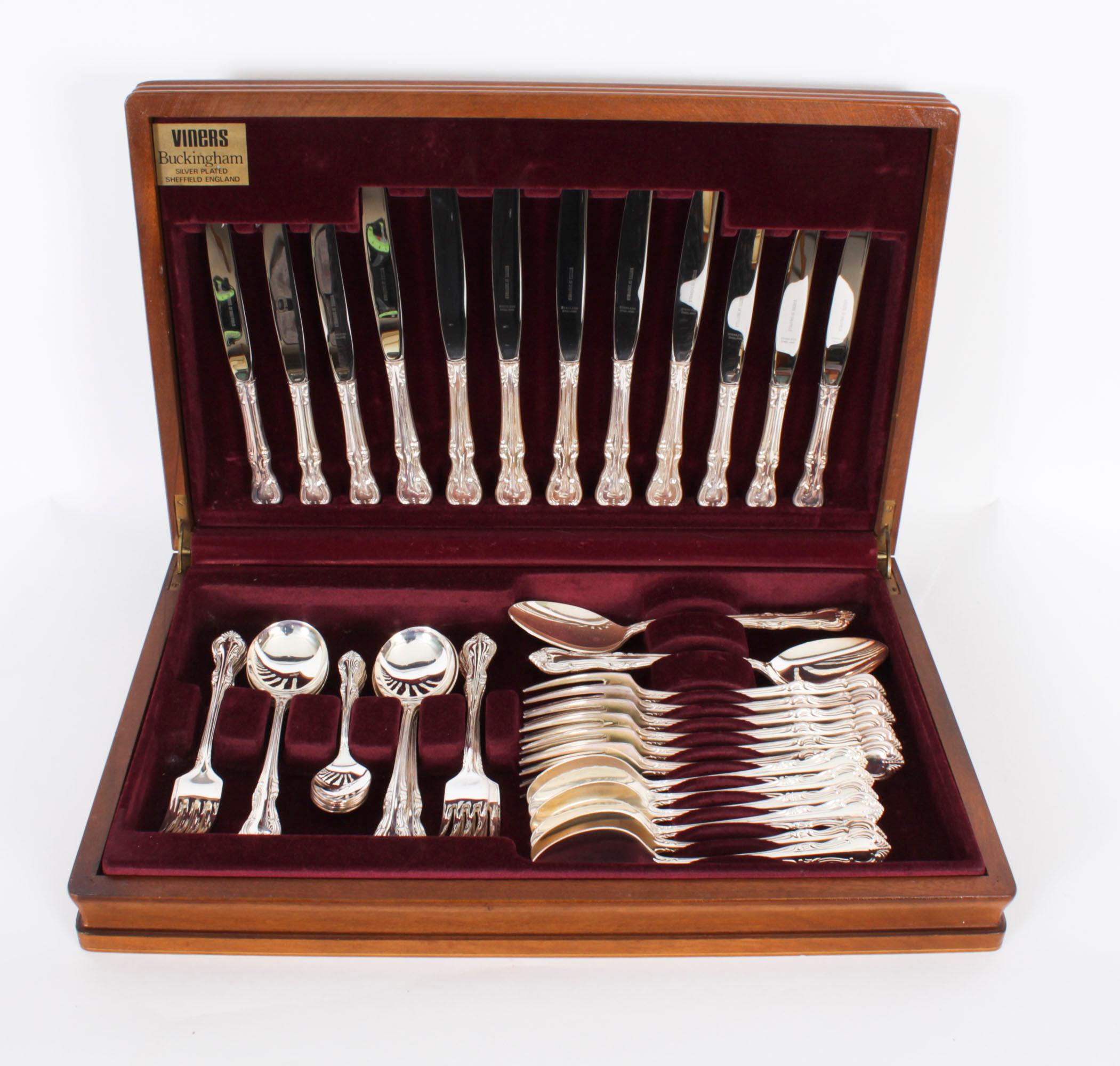 Vintage Canteen x 6 Silver Plated Cutlery Set Unused 20th Century For Sale 17