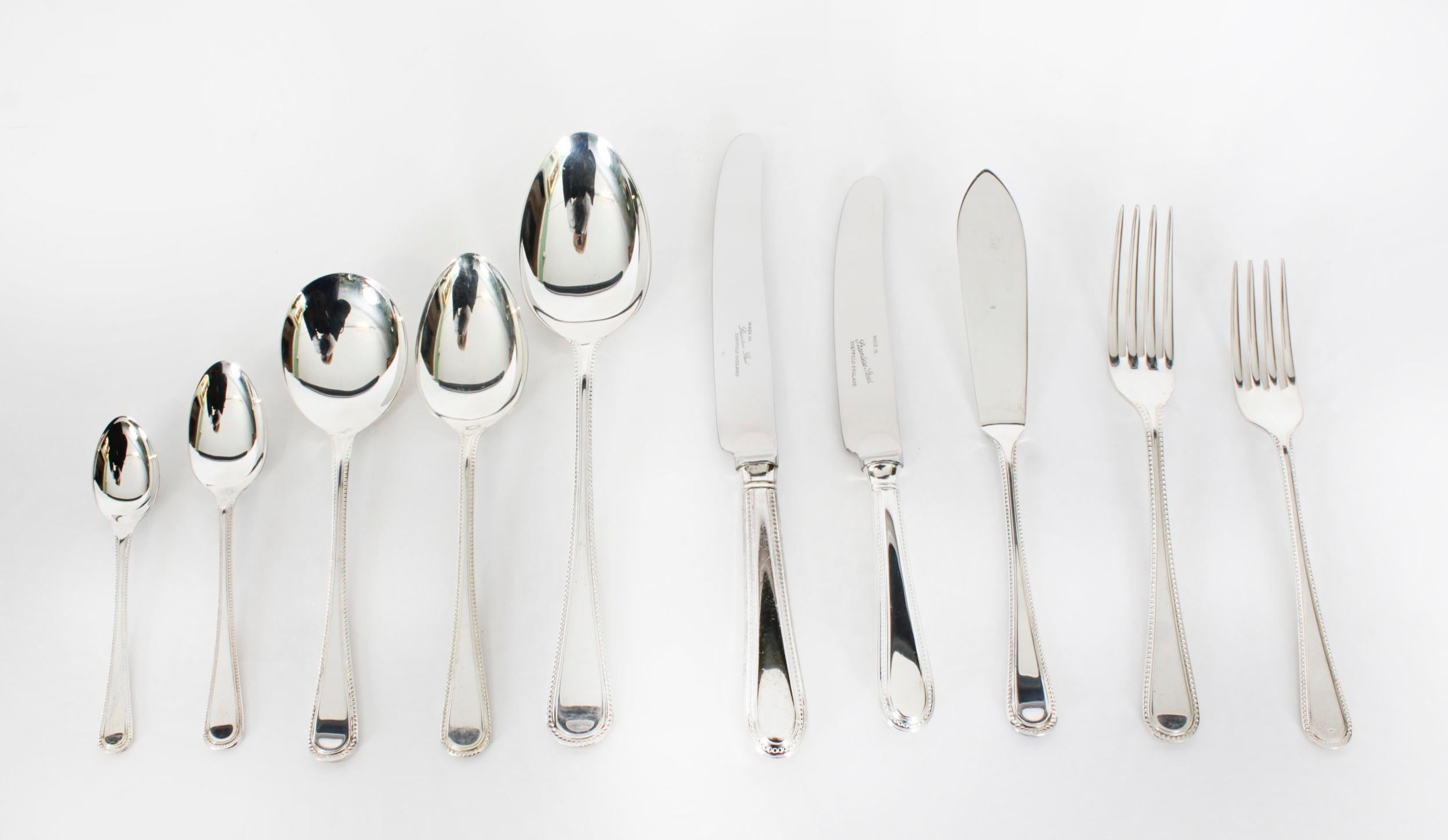This is a wonderful 84 piece 8 place setting vintage silver plate Bead Pattern  cutlery canteen in the original walnut case.

This canteen is complete and comprises the following pieces:
8 starter forks
8 main forks
8 fish forks
8 starter knives
8