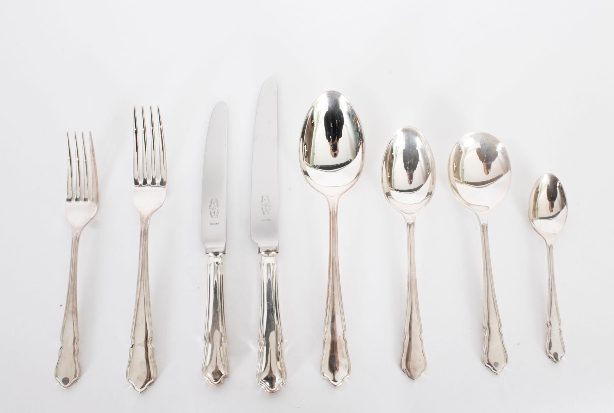 This is a stunning vintage 8 place setting silver plated cutlery set by the renowned Sheffield silversmith George Butler, mid 20th century in date.
 
The beautiful set consists of 60 pieces, in the elegant Dubarry pattern, that have never been