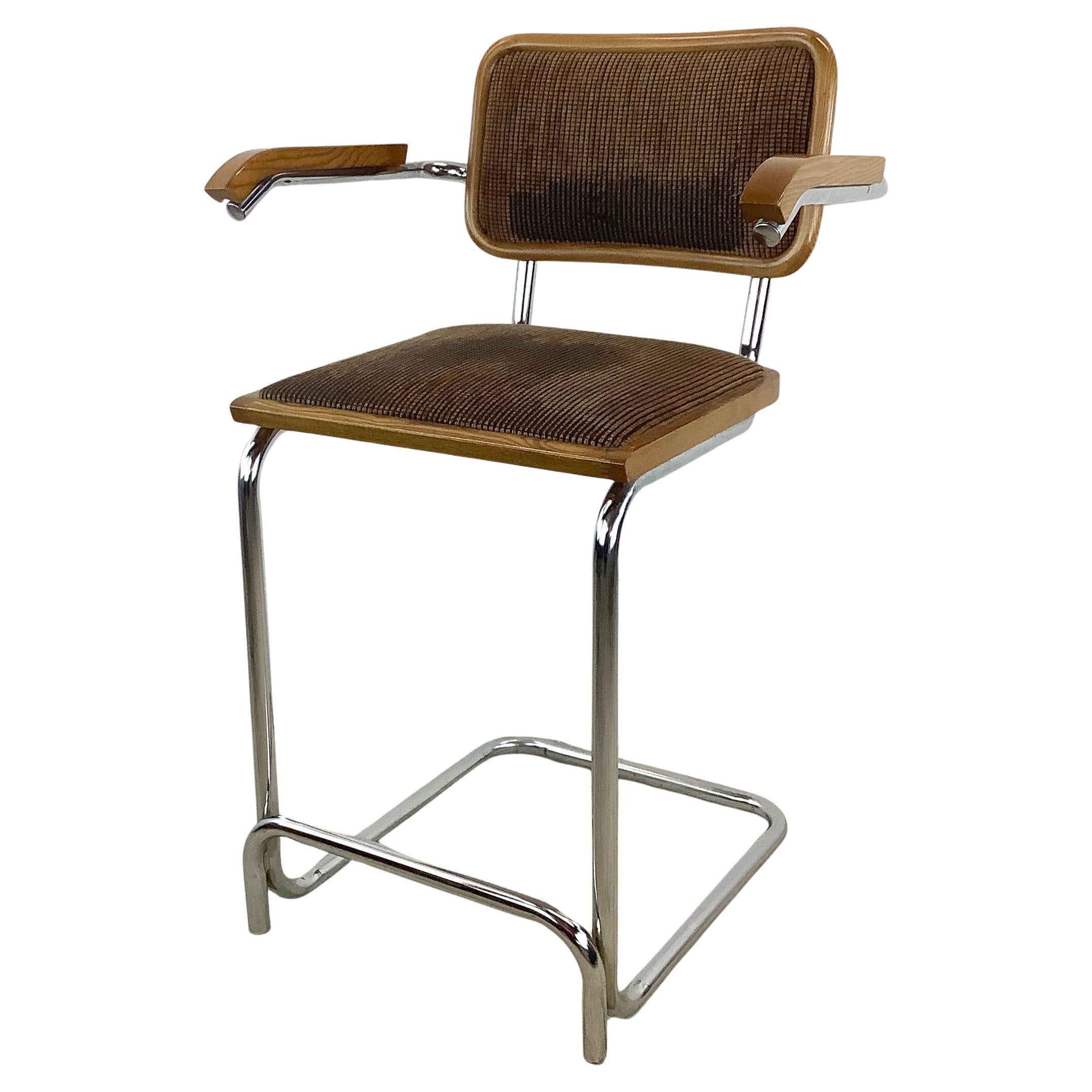 Taburete de bar voladizo vintage con reposabrazos en venta